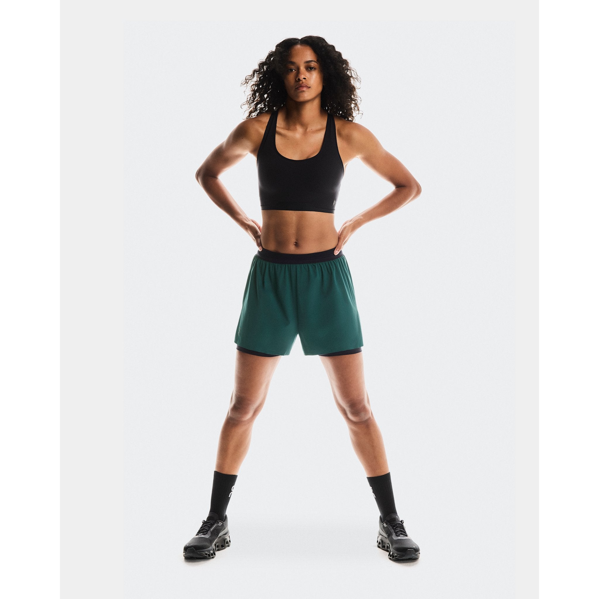 On 3" Performance 2/1 Shorts Spirulina | Black