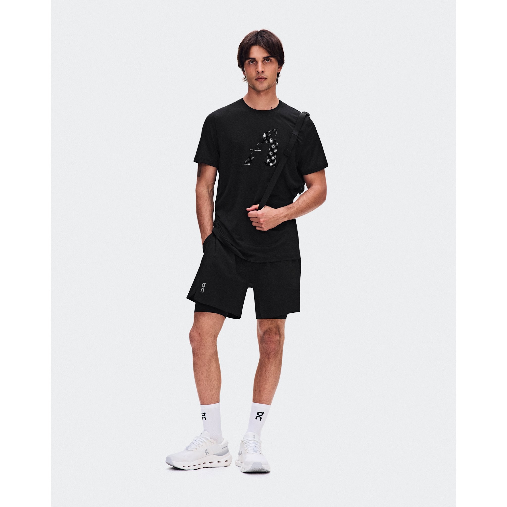 On Core-T Graphic Black