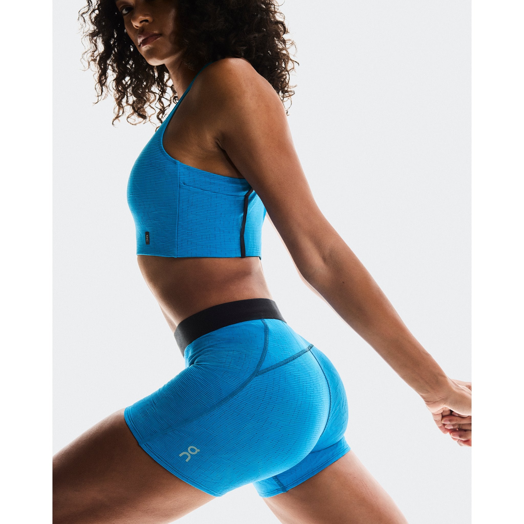 On Pace Tights Short Malibu