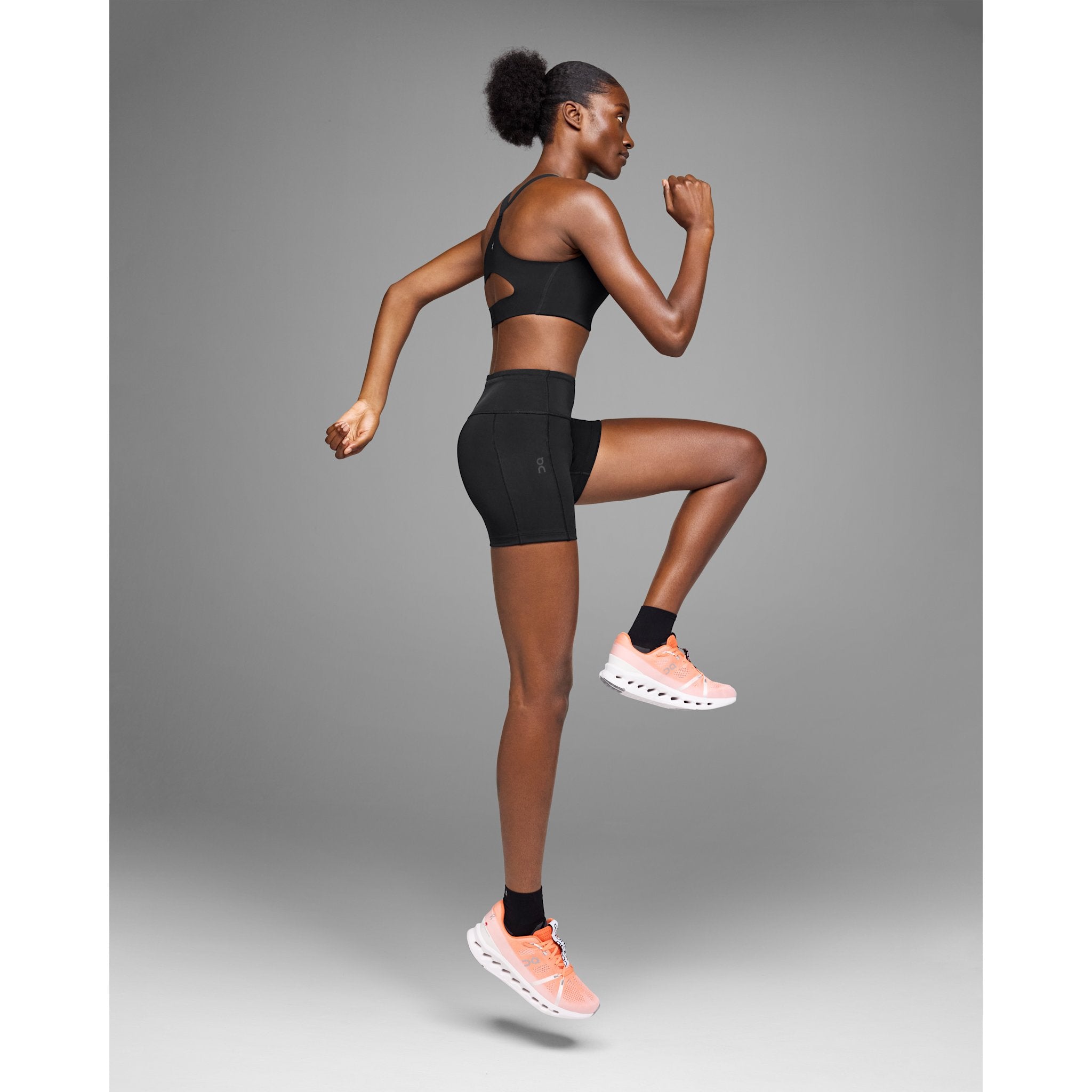 On Performance Short Tights Black