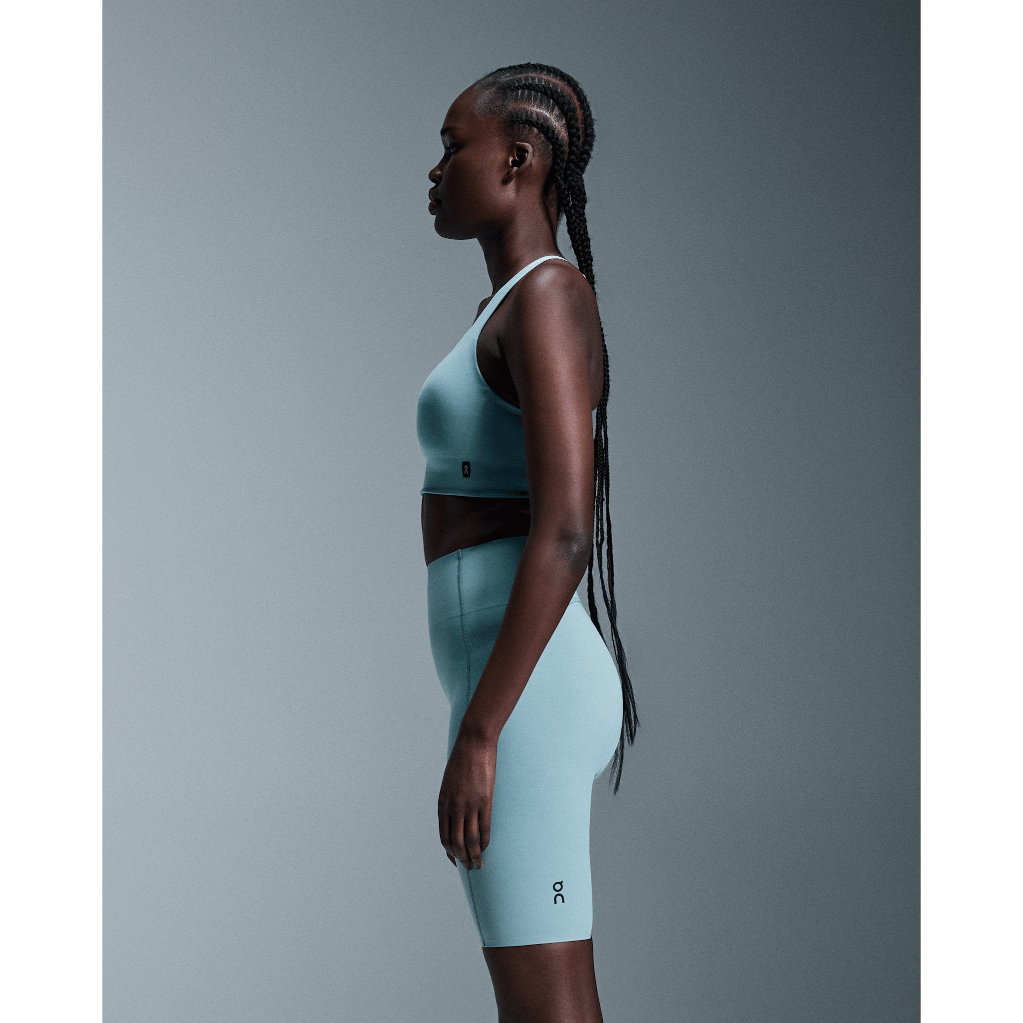 On Movement Tights Short Coast