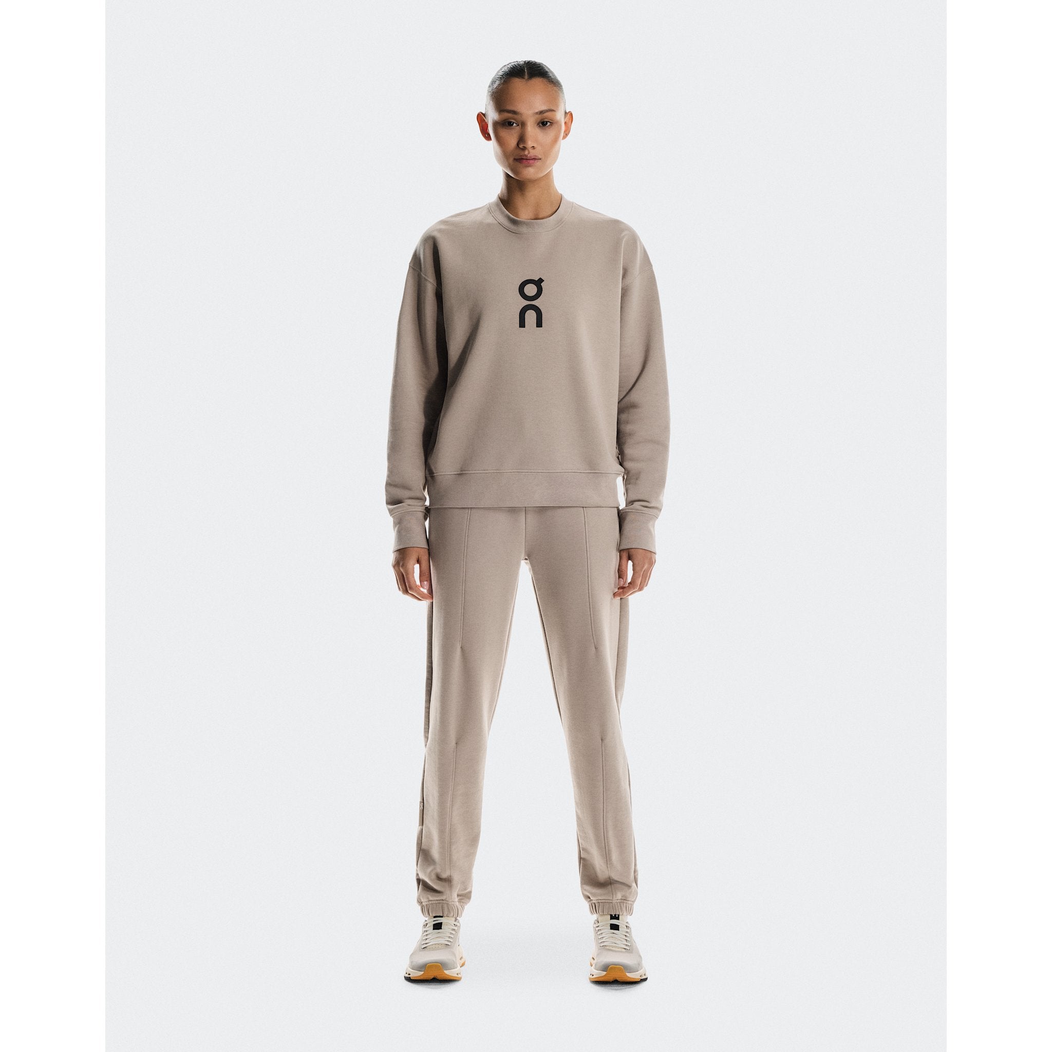 On Club Crew Desert