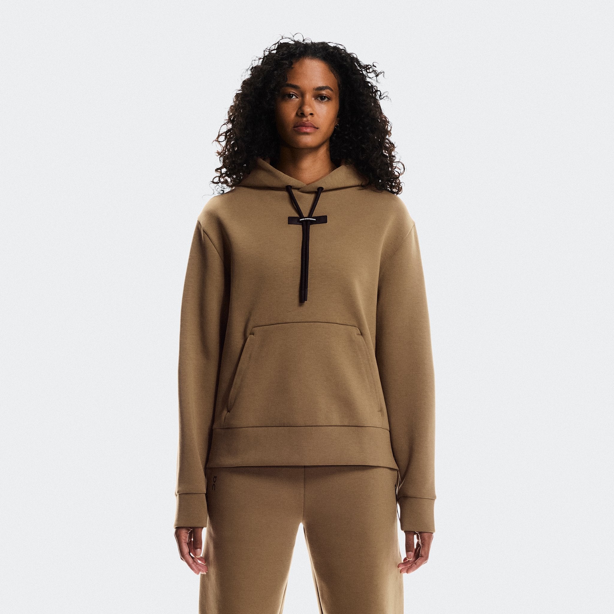 On Focus Tech Hoodie Nutmeg