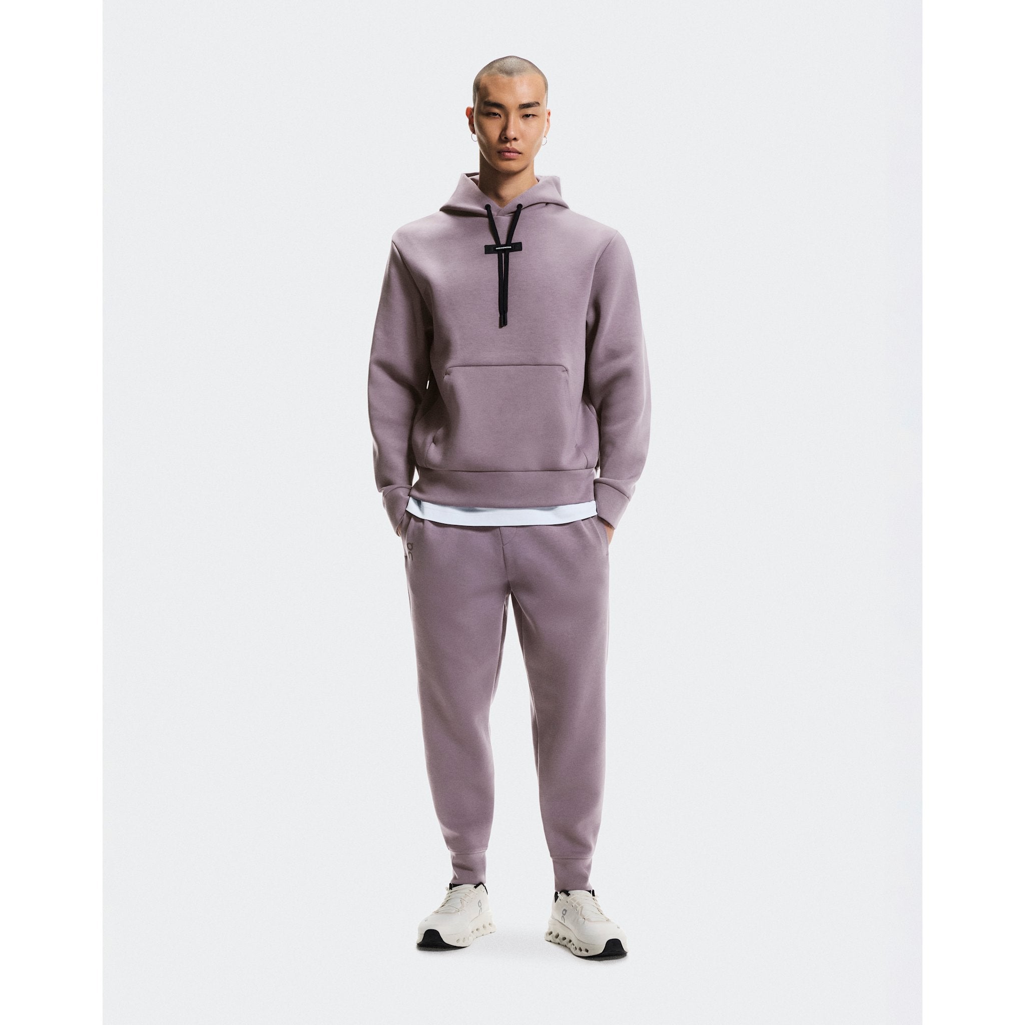 On Focus Tech Sweatpants Dewberry