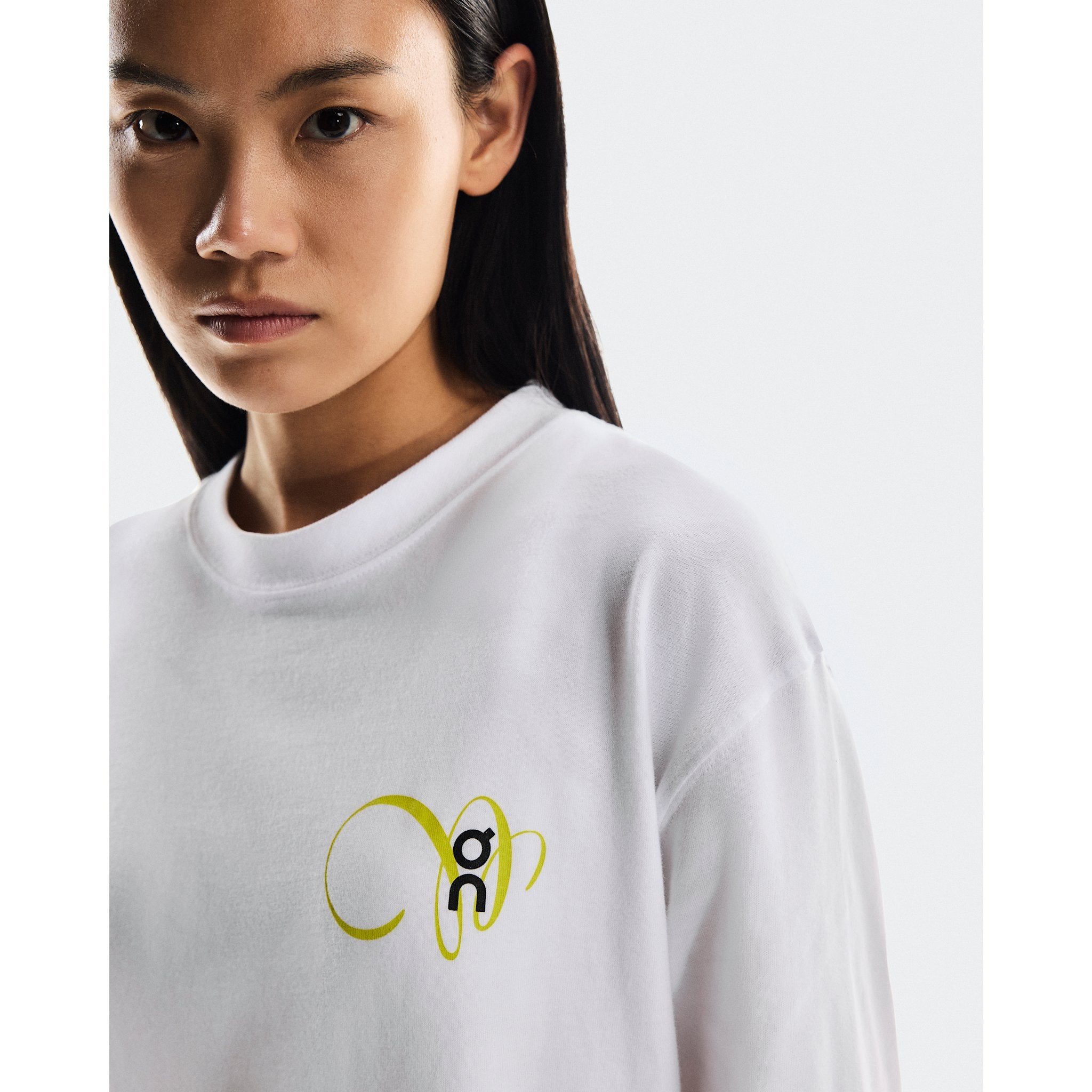 On Club Long-T Graphic White
