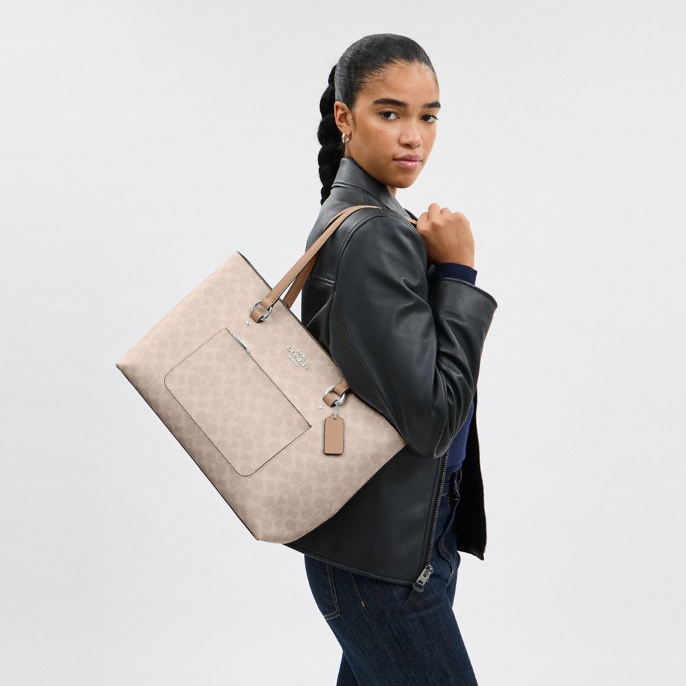 Coach Station Tote Bag In Signature Canvas Silver Sand Taupe
