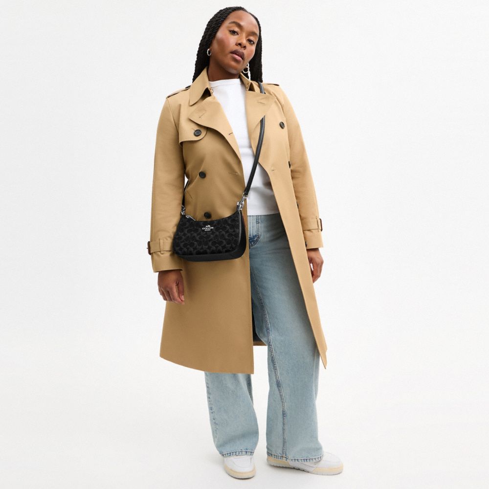 Coach Teri Shoulder Bag In Signature Denim Silver Black