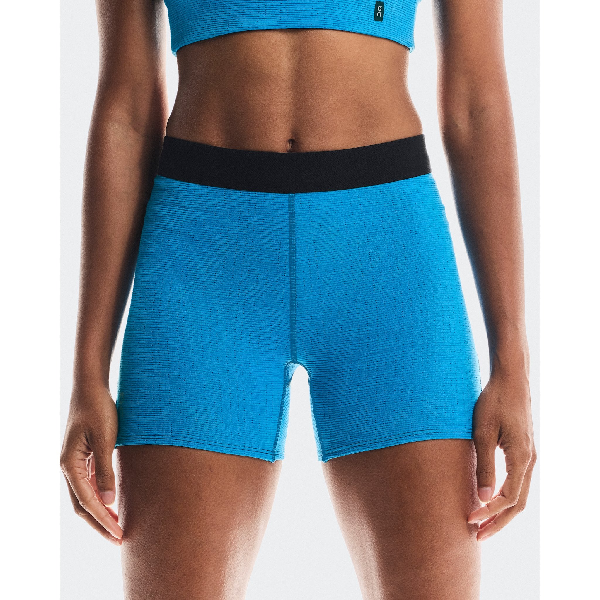 On Pace Tights Short Malibu