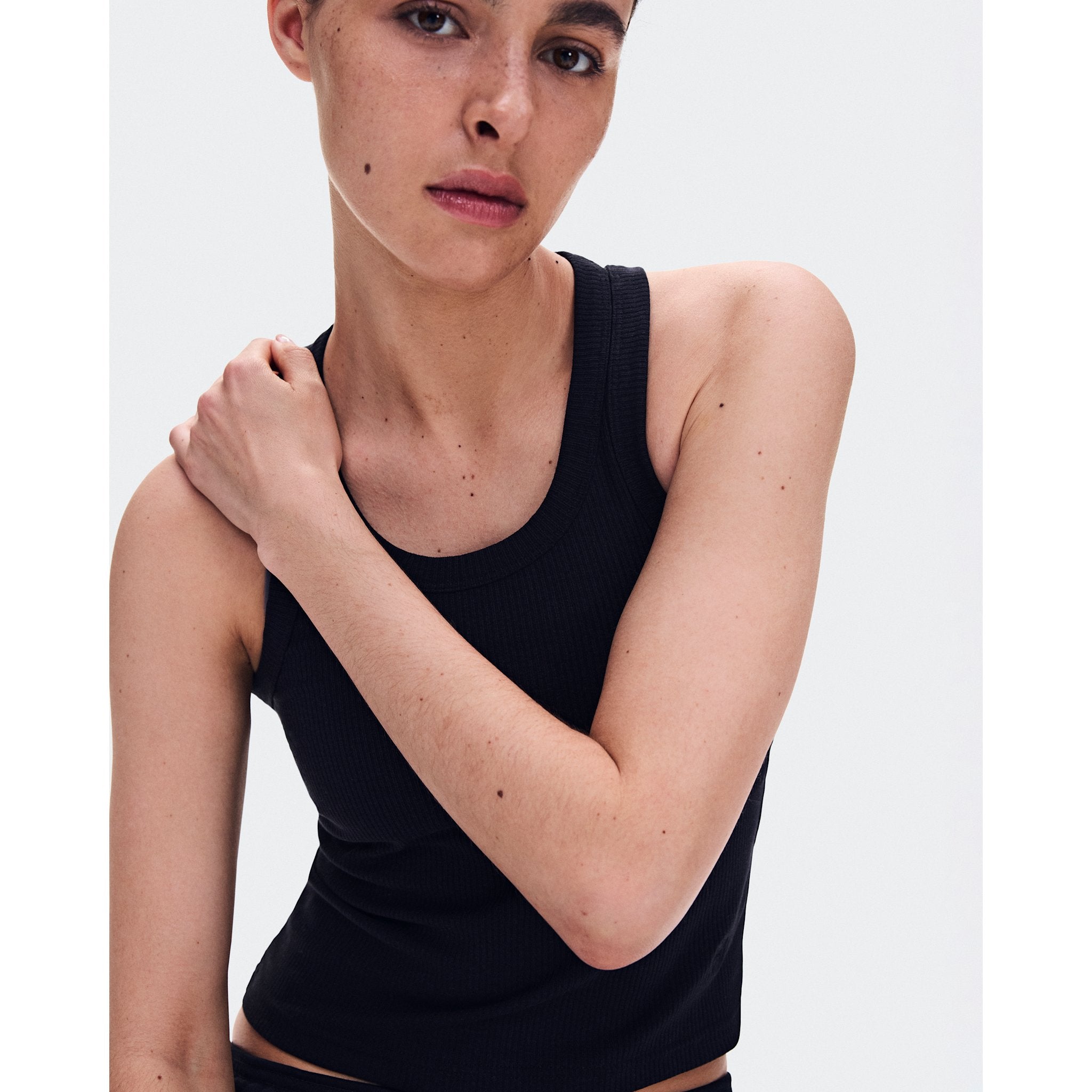 On All-Day Ribbed Tank Black