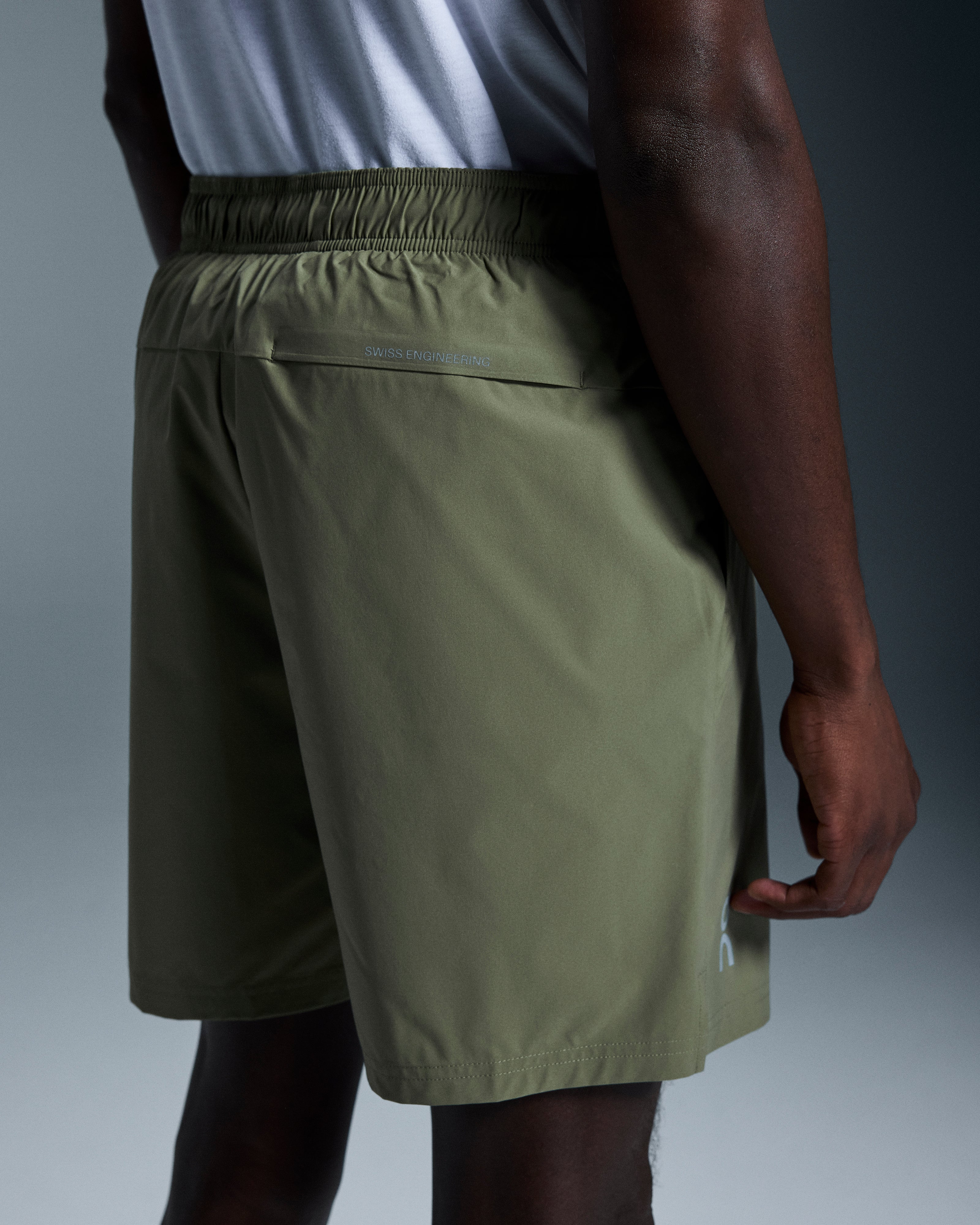 On 7" Core Shorts Taiga