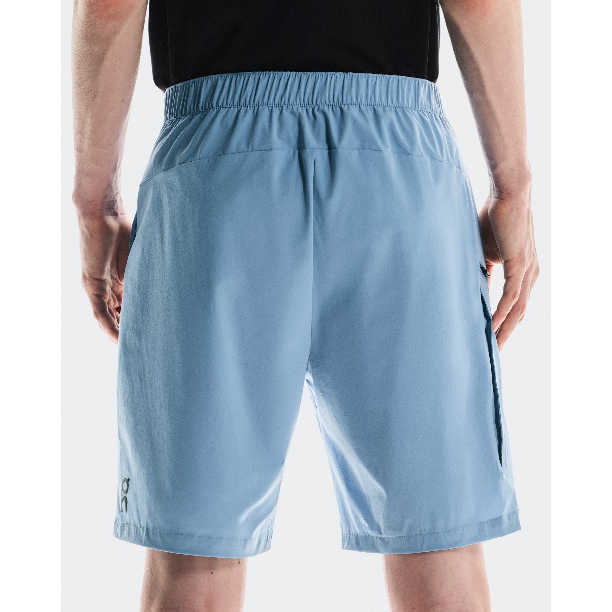 On Trek Short Chambray