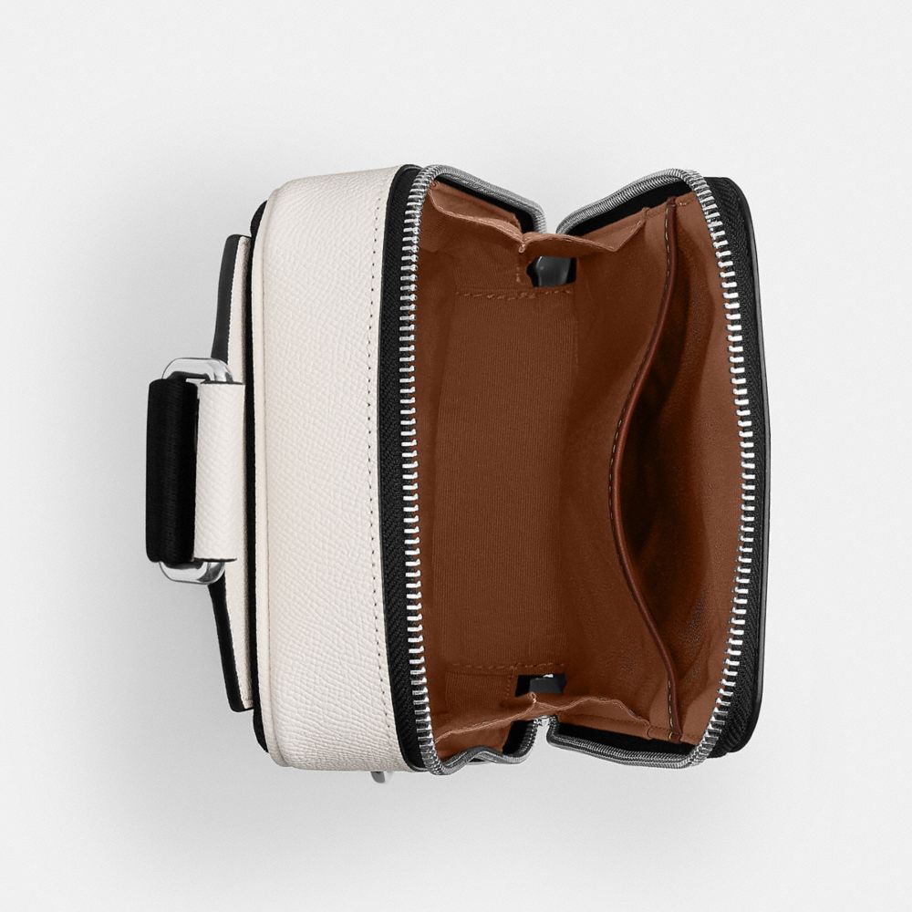 Coach Ray Pack Silver Chalk
