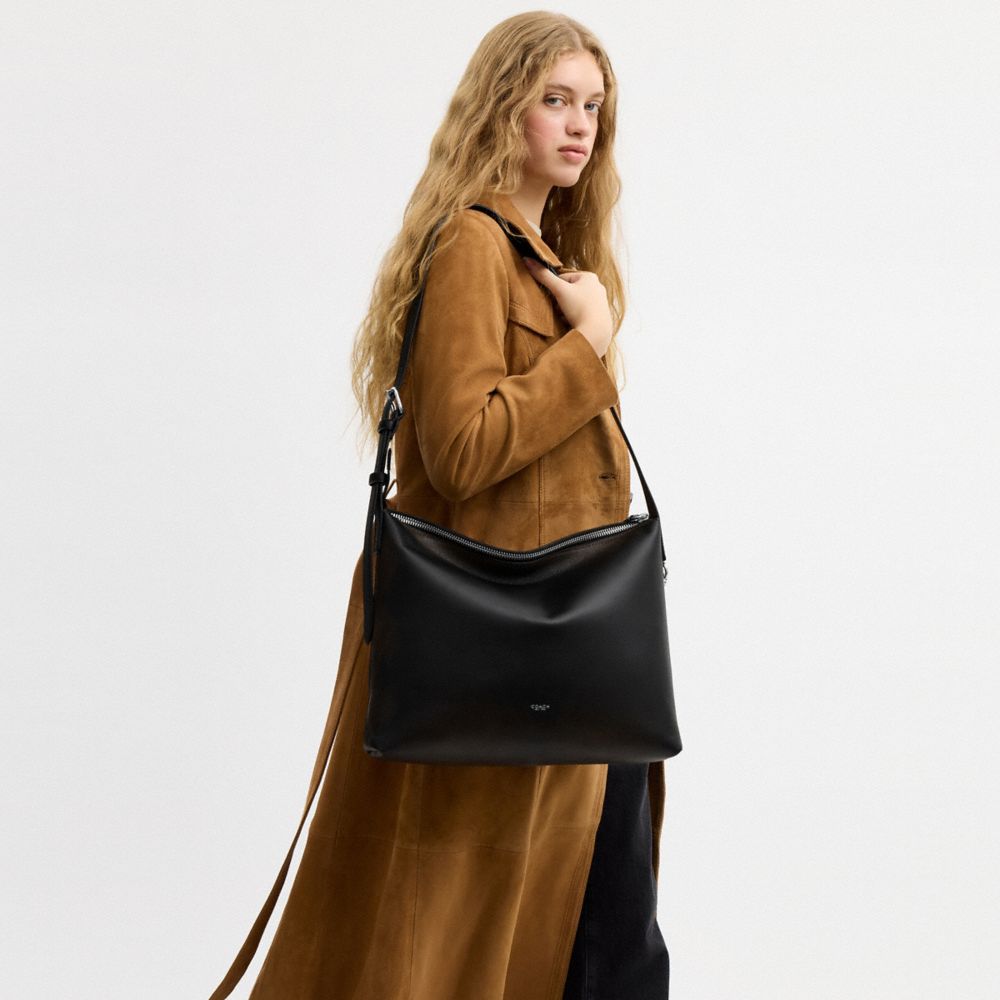 Coach Mott Messenger Bag 38 In Loved Leather Black Light Tan