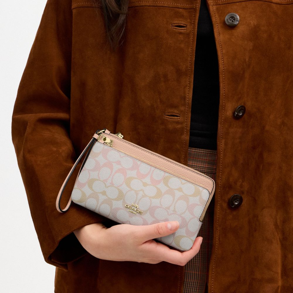 Coach Double Zip Wristlet In Signature Canvas Gold Chalk Pink