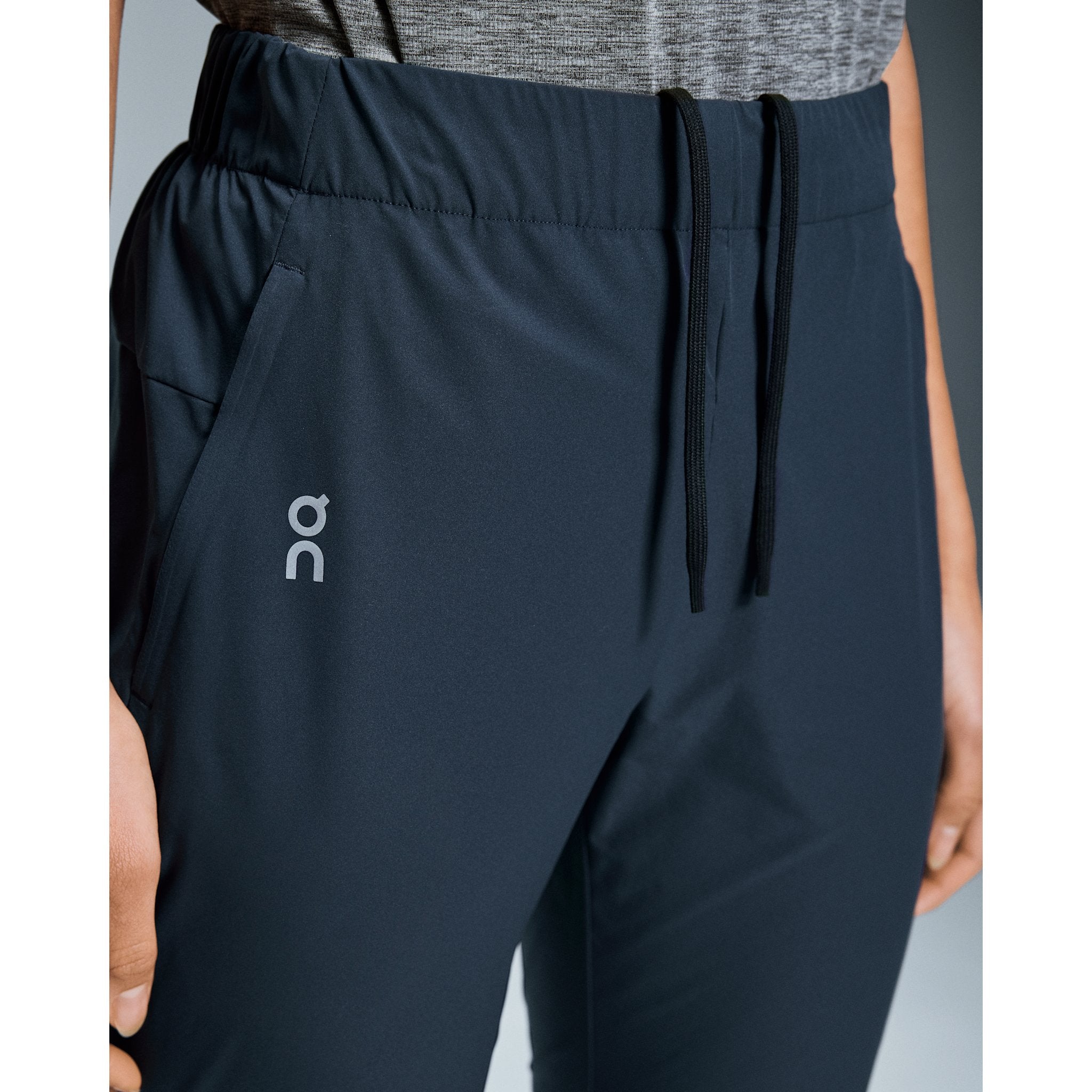 On Core Pants Midnight