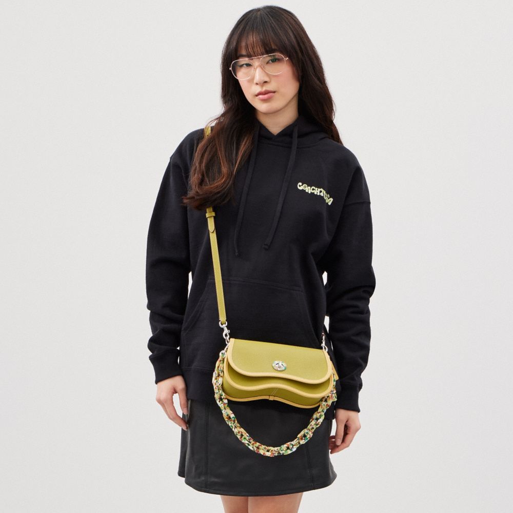 Coach Wavy Dinky Bag In Coachtopia Leather Lime Green Sunflower