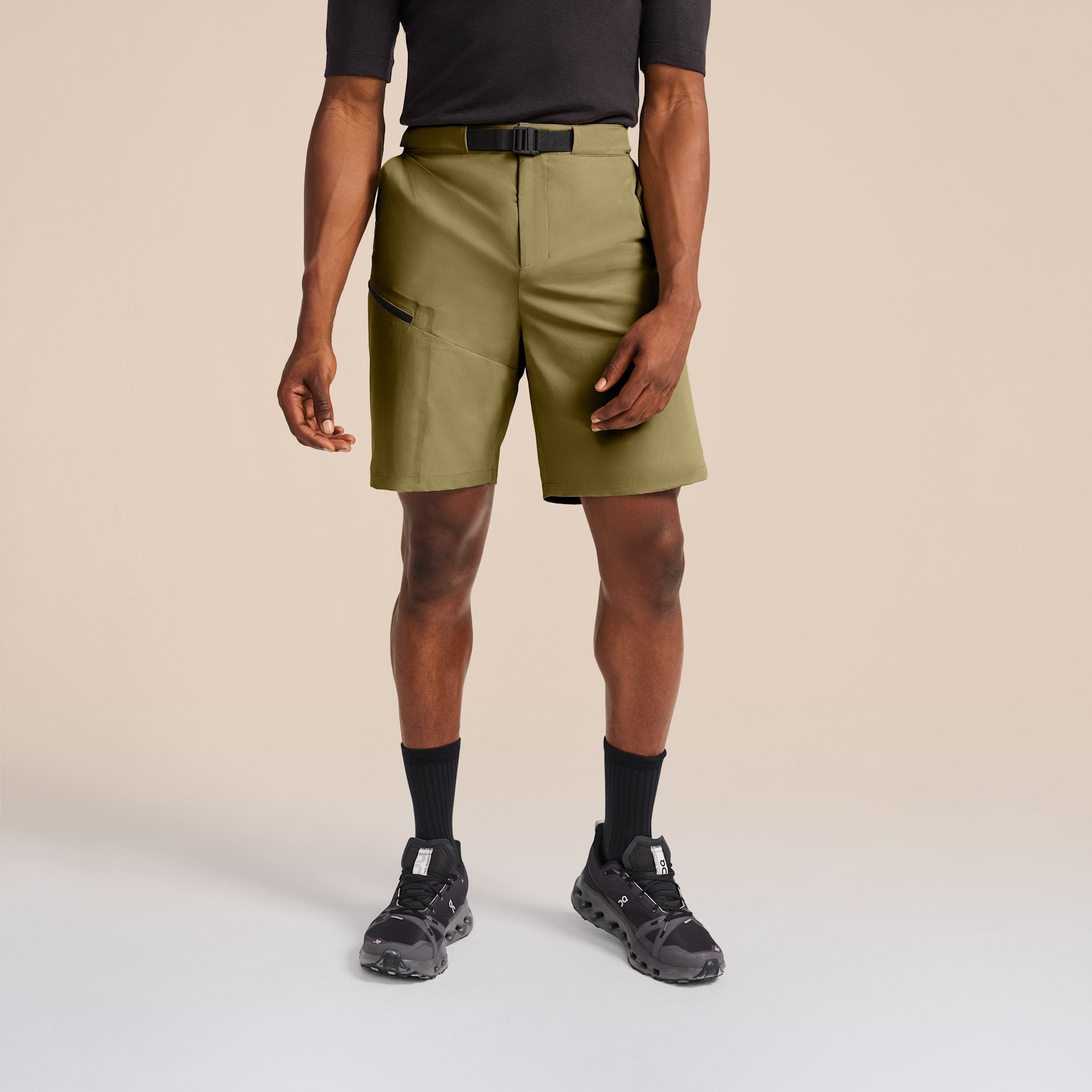 On Trek Short Chambray