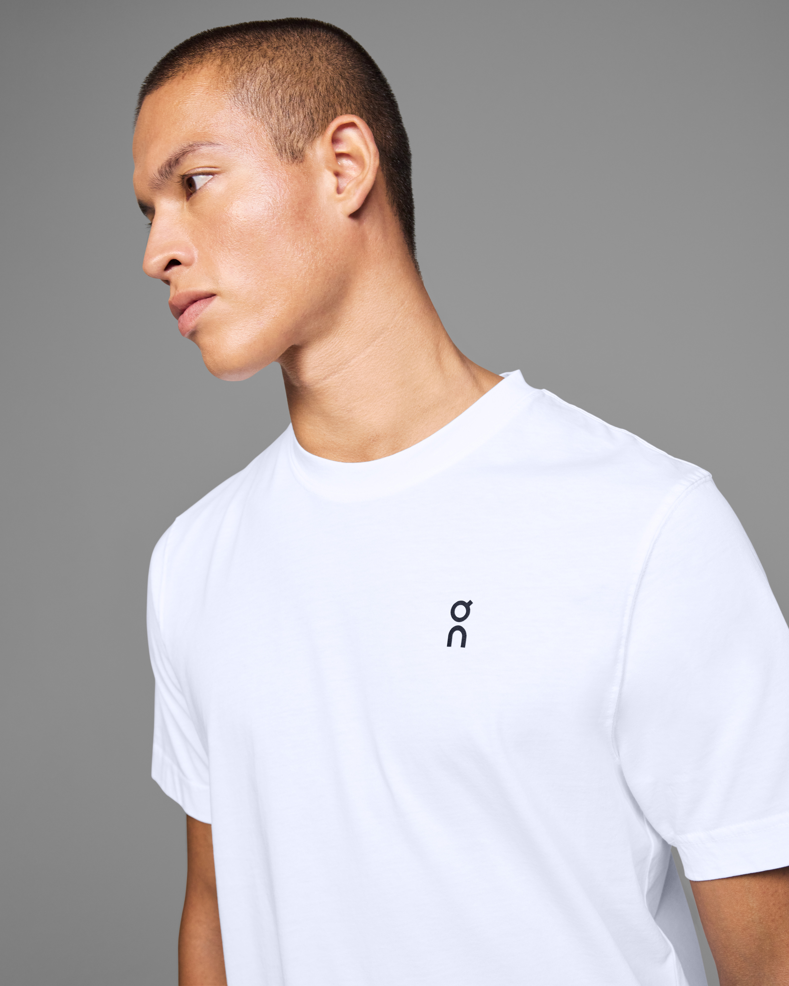 On Graphic-T White