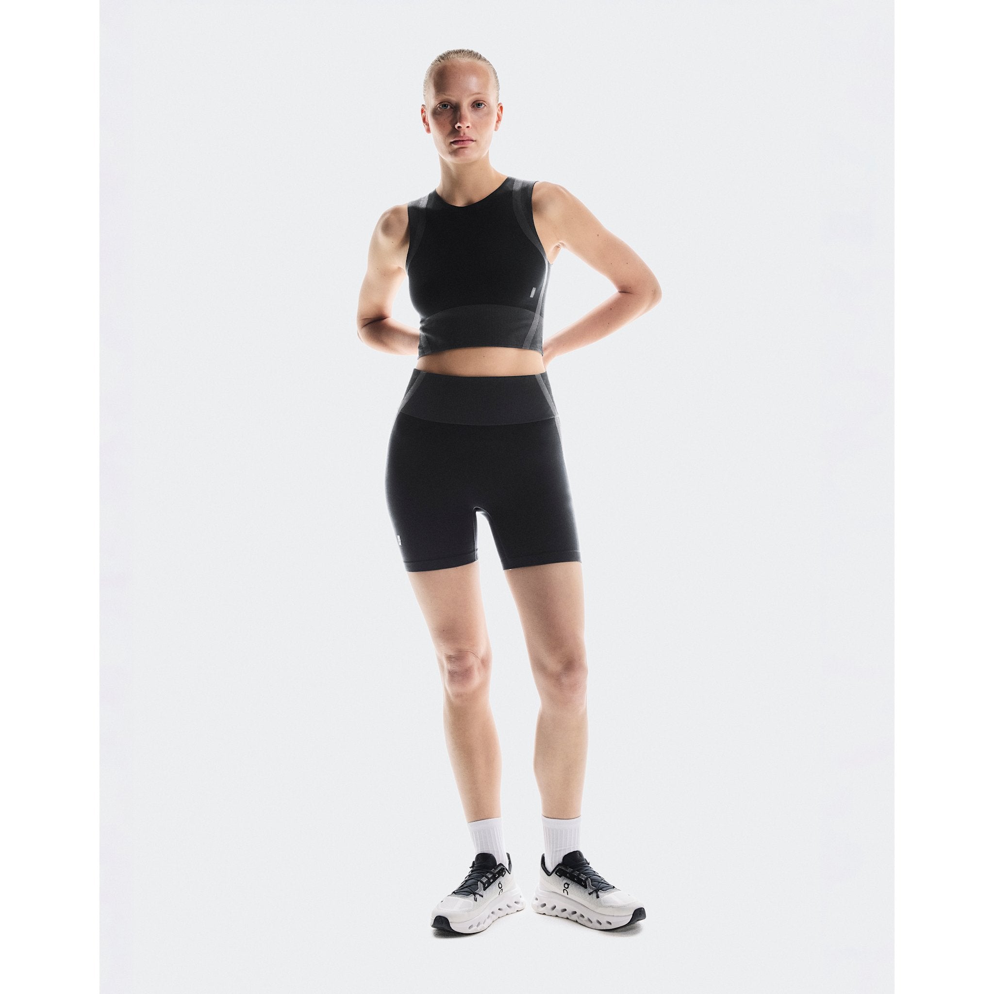 On Studio Knit Shorts Black | Eclipse