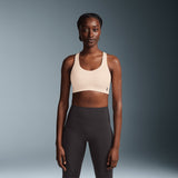 On Active Bra Sand | Cinder