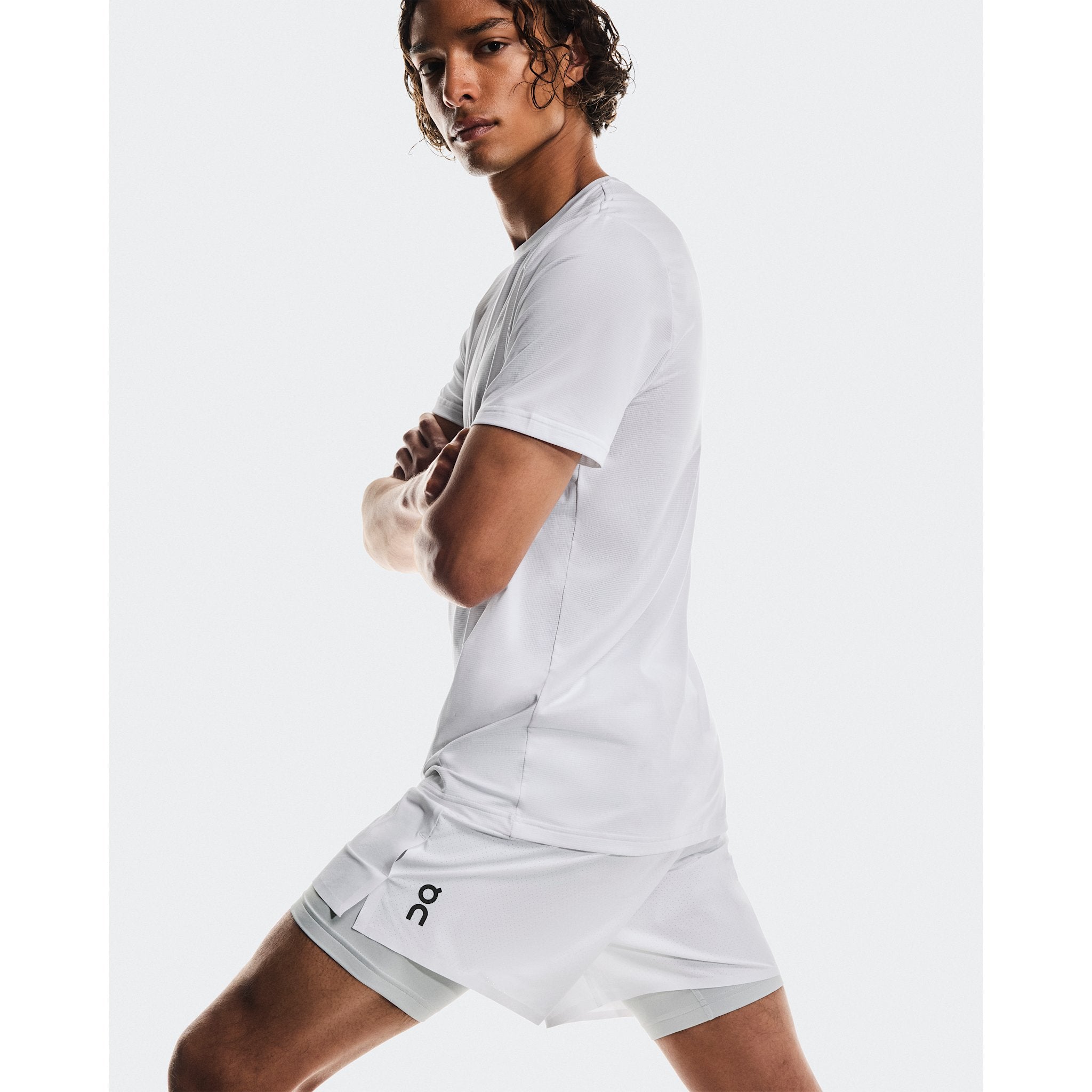On 5" Performance 2/1 Shorts White | Glacier