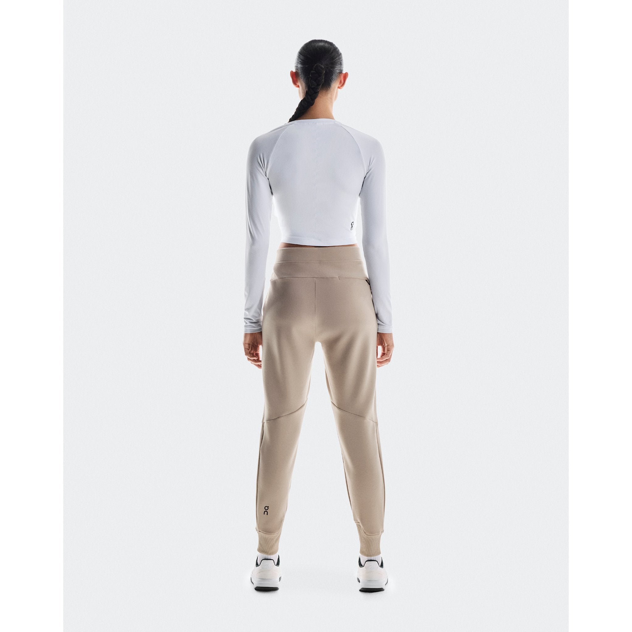 On Sweat Pants Desert