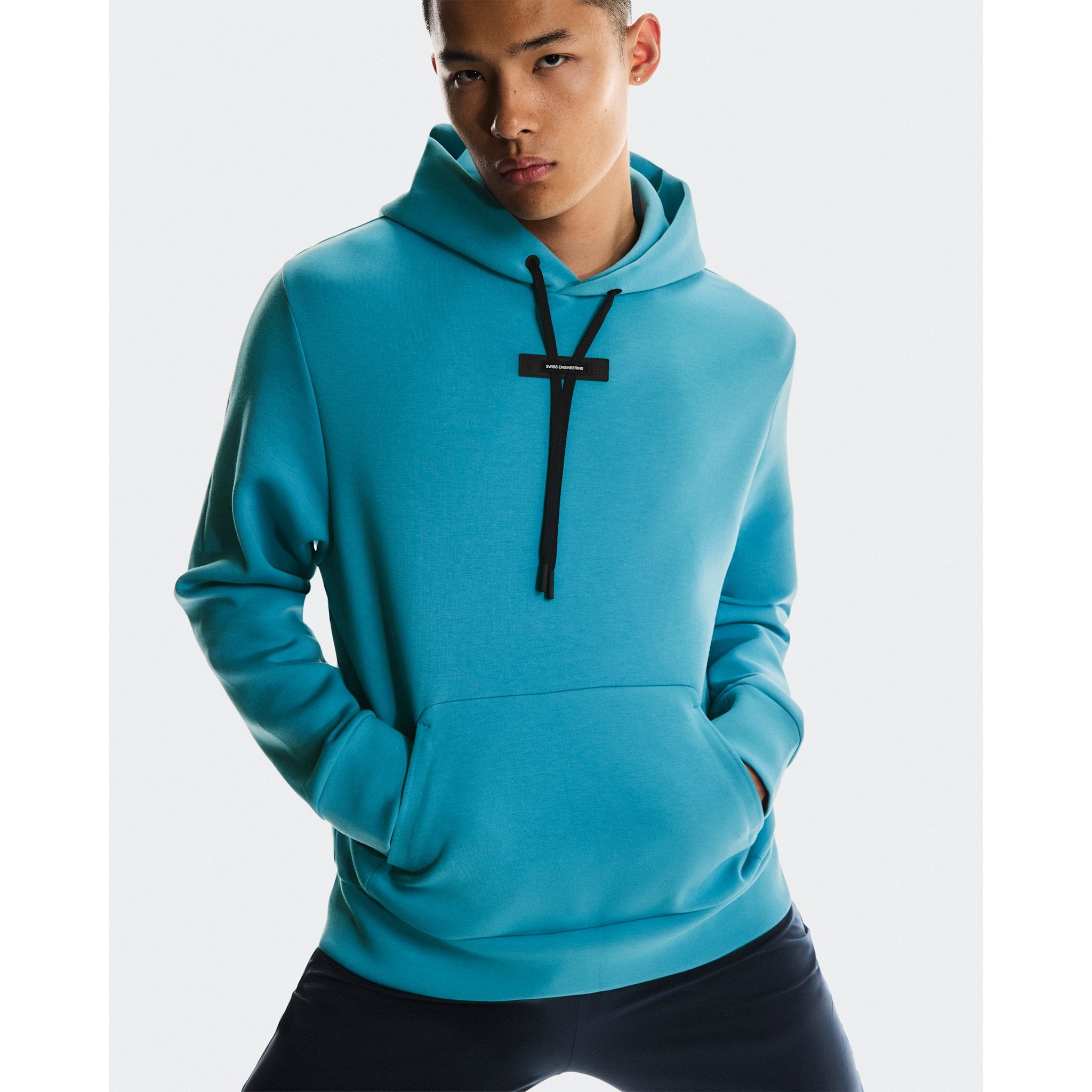 On Focus Tech Hoodie Niagara
