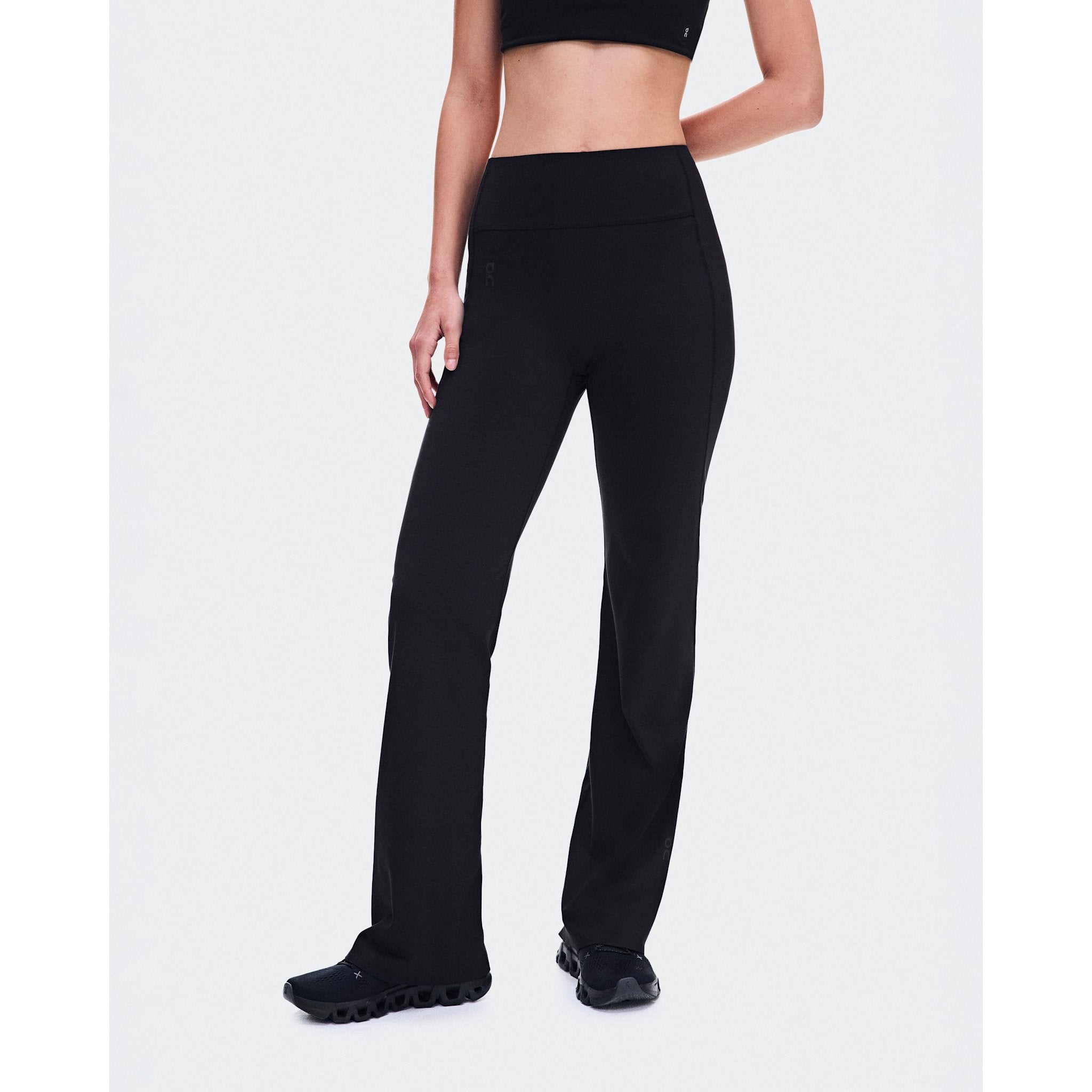 On Studio Flared Pants 32" Black
