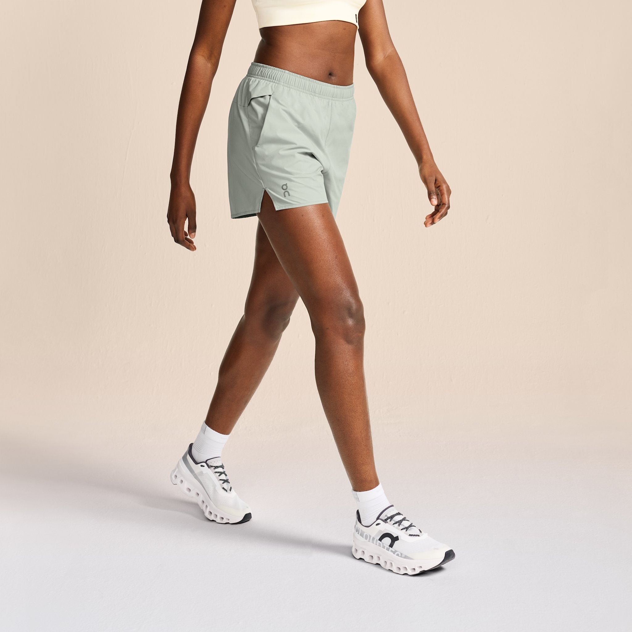 On Essential Shorts Fade