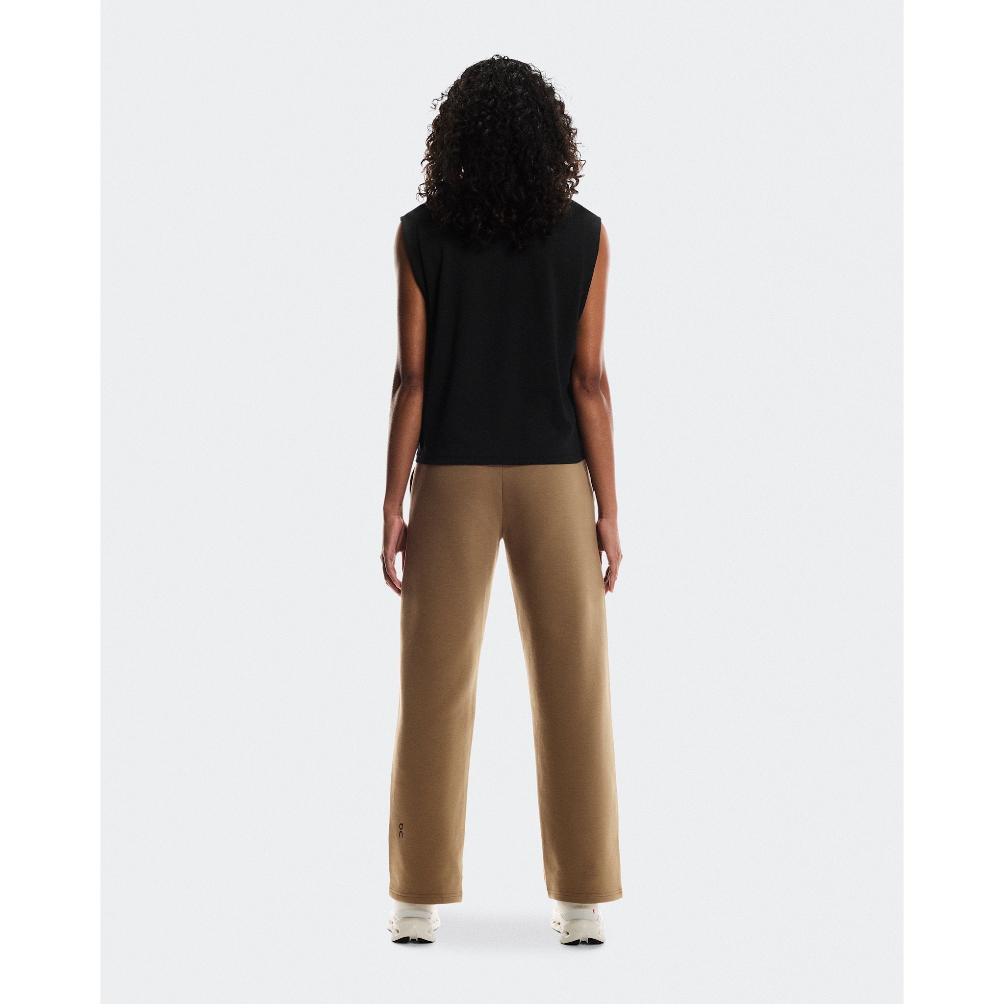On Focus Tech Sweatpants Nutmeg