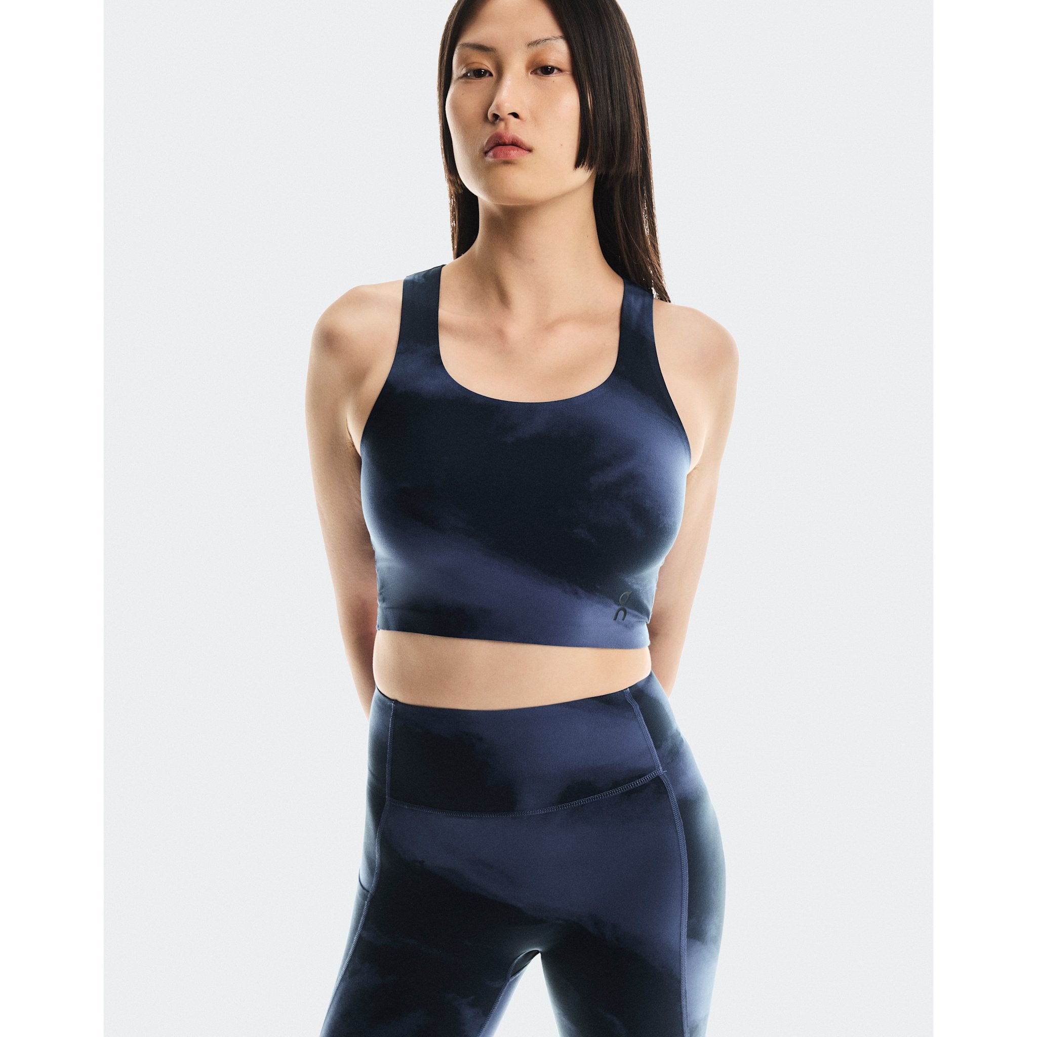 On Studio Open Back Crop Acai | Navy