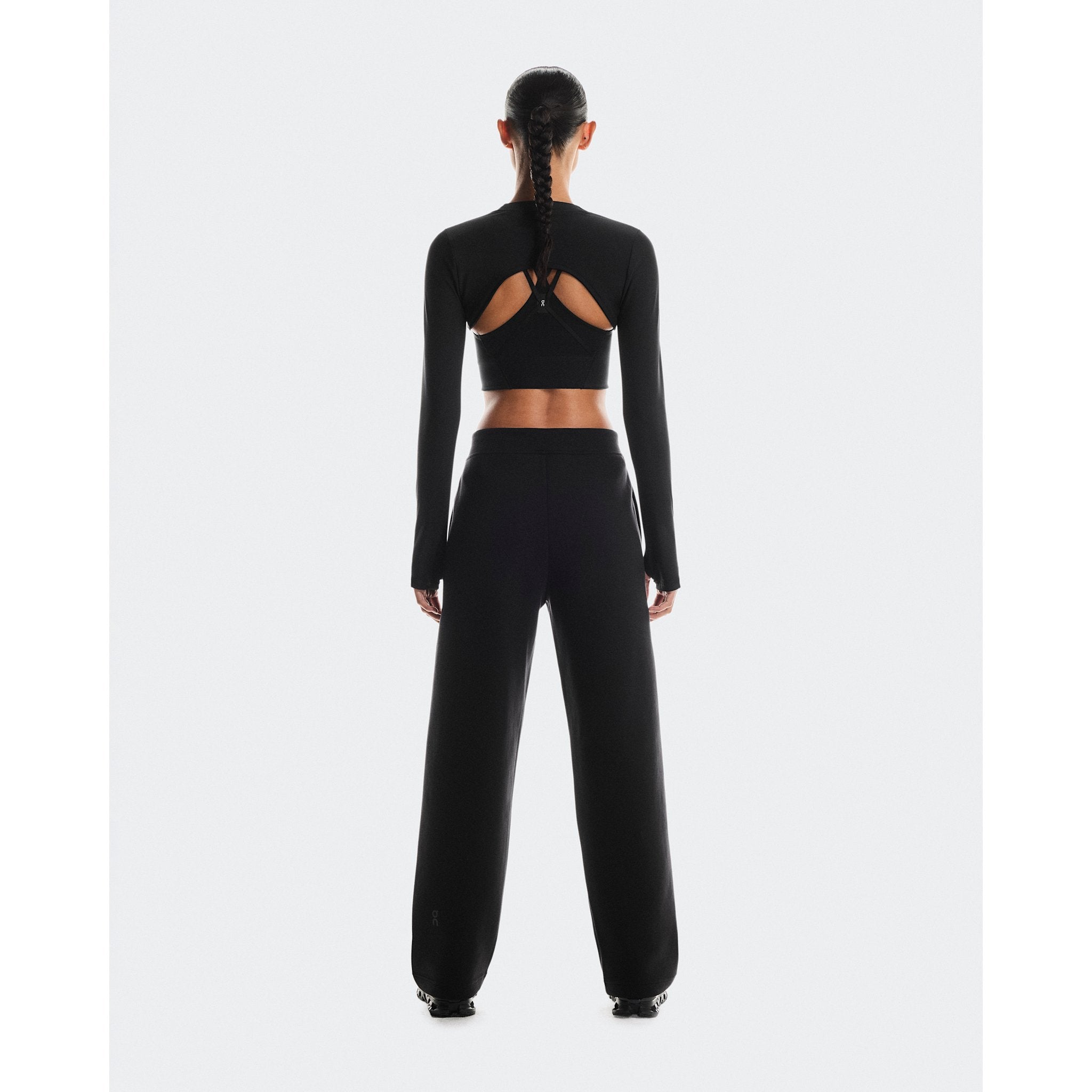 On Focus Tech Sweatpants Black