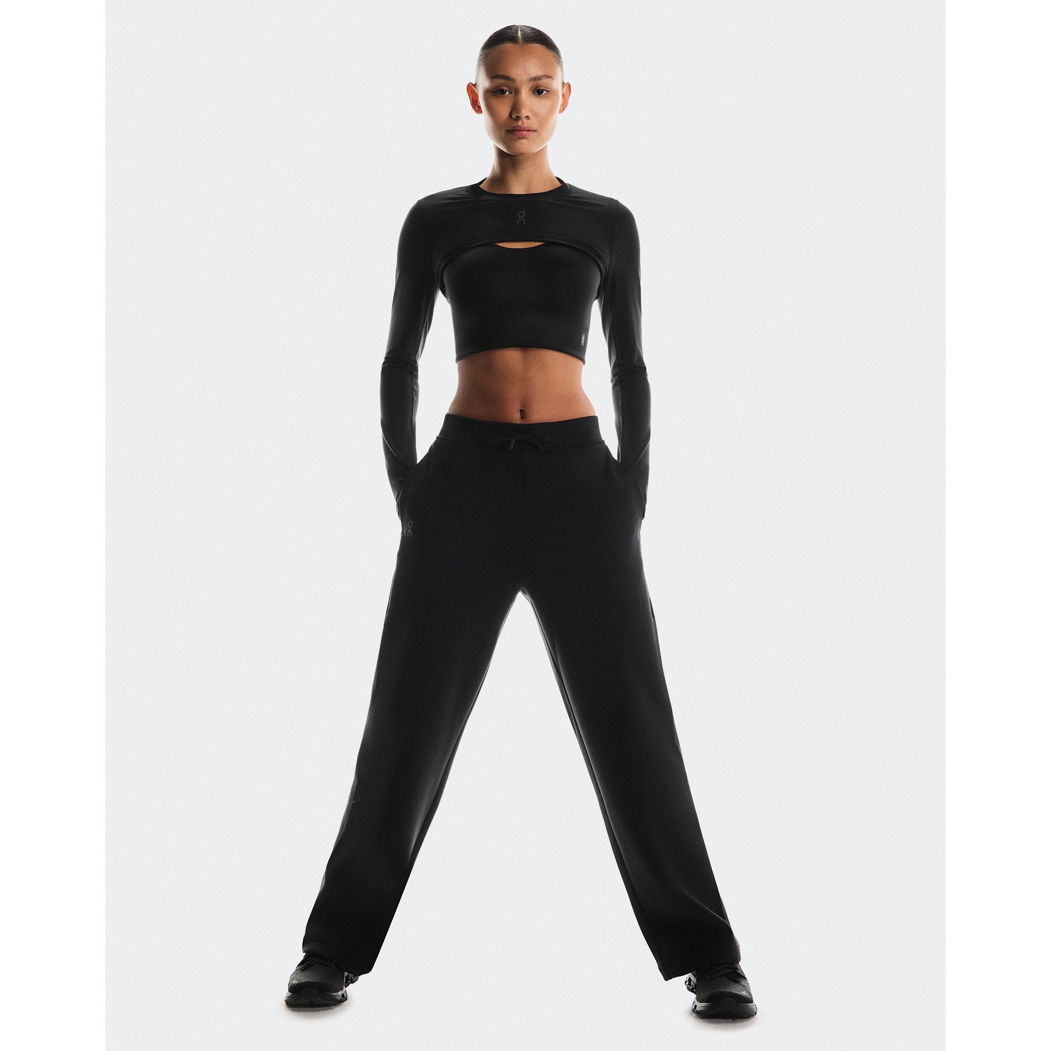 On Focus Tech Sweatpants Black