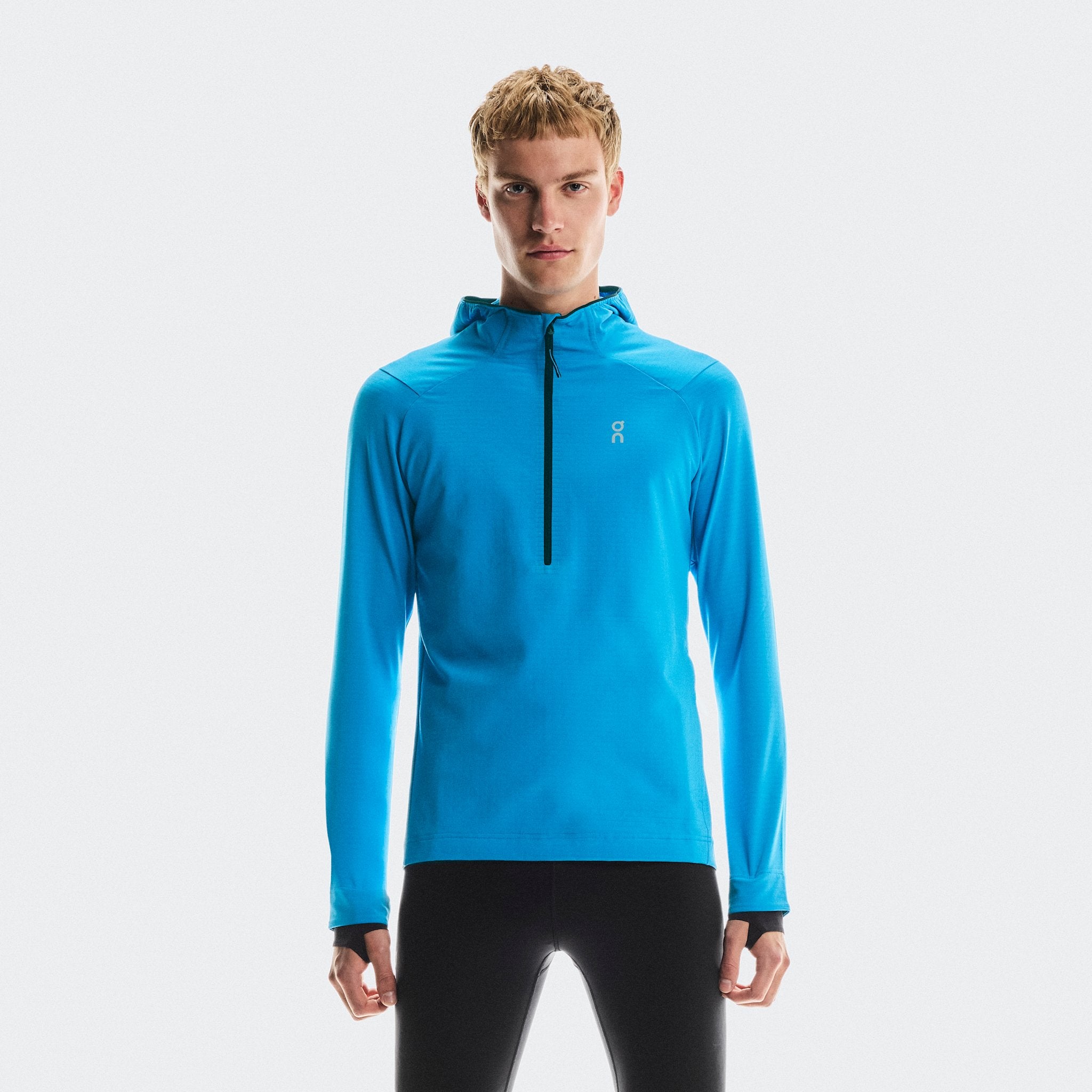 On Pace Hoodie Malibu