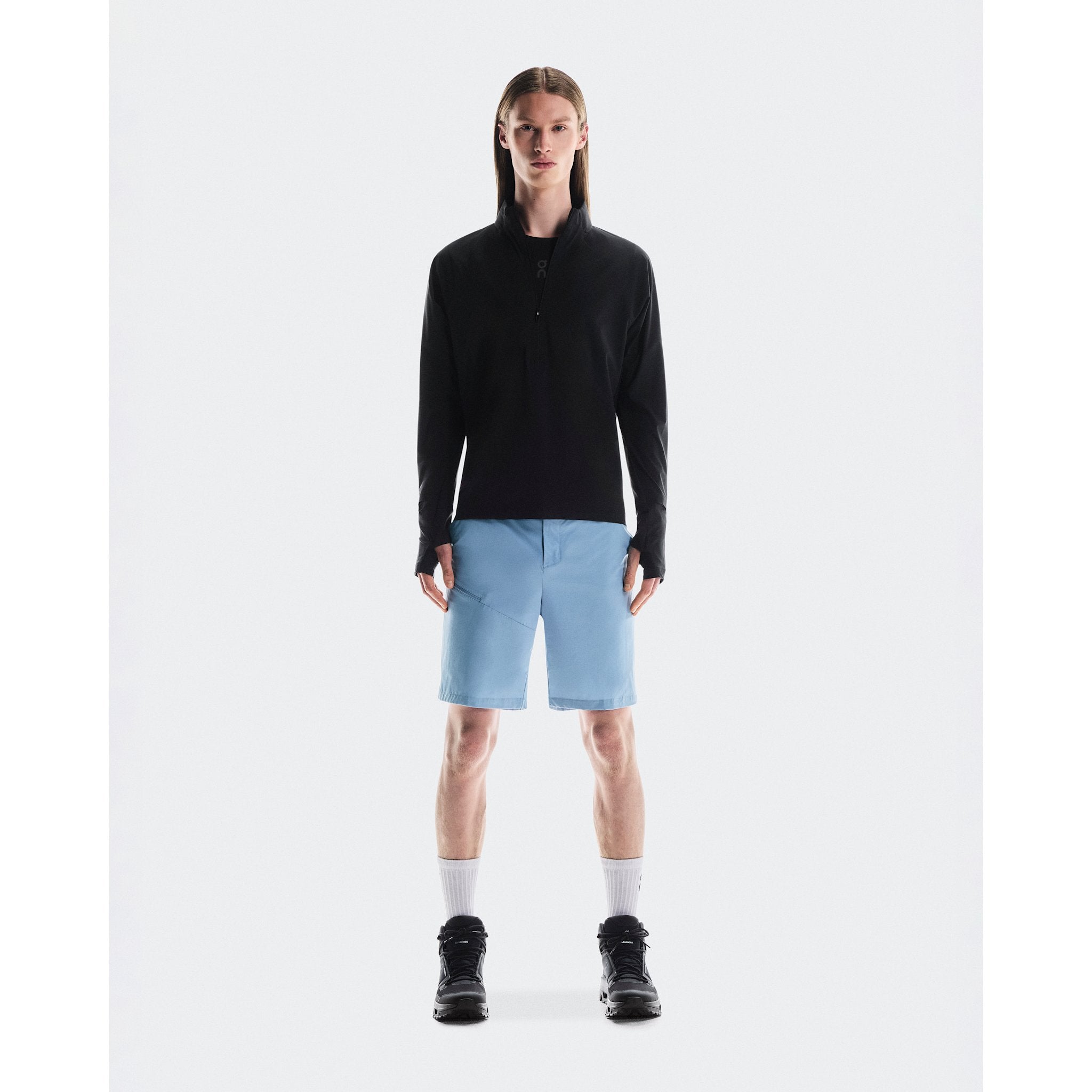 On Trek Short Chambray