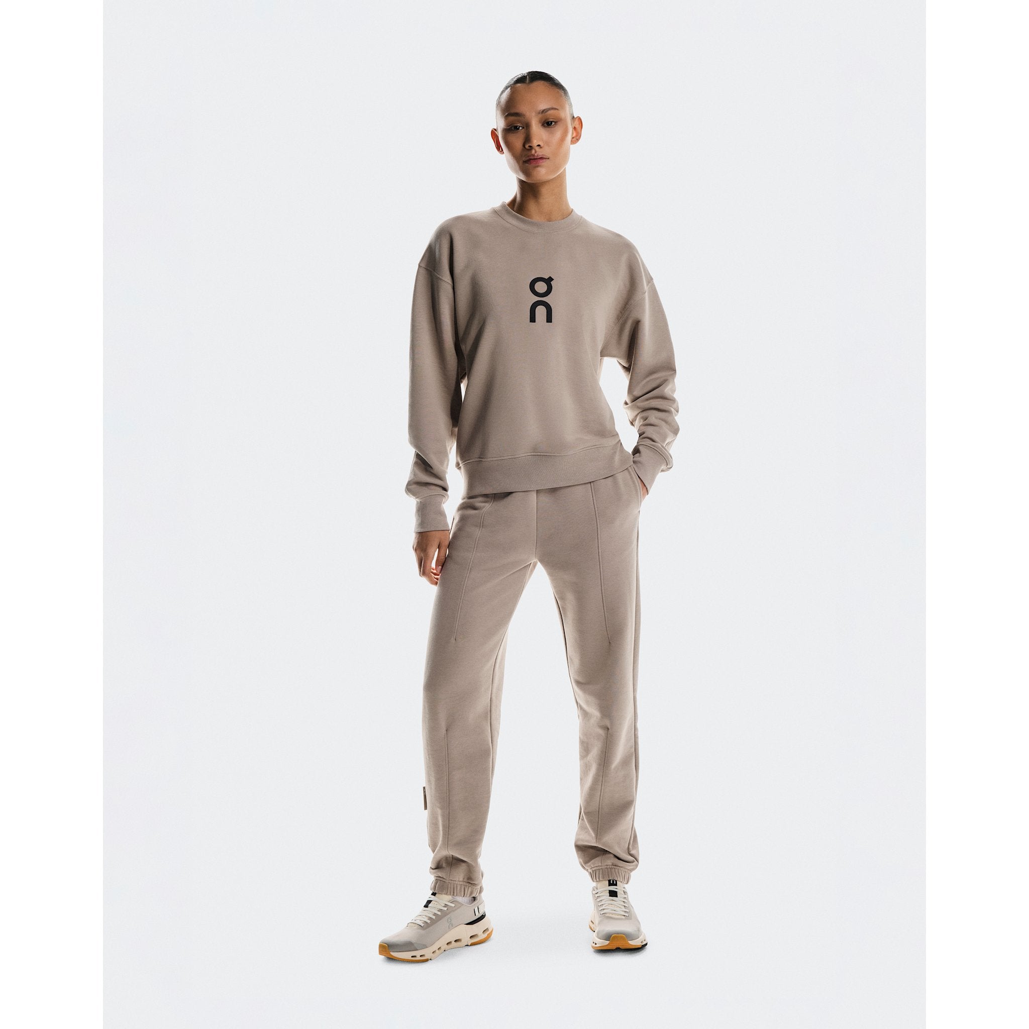 On Club Pants Desert