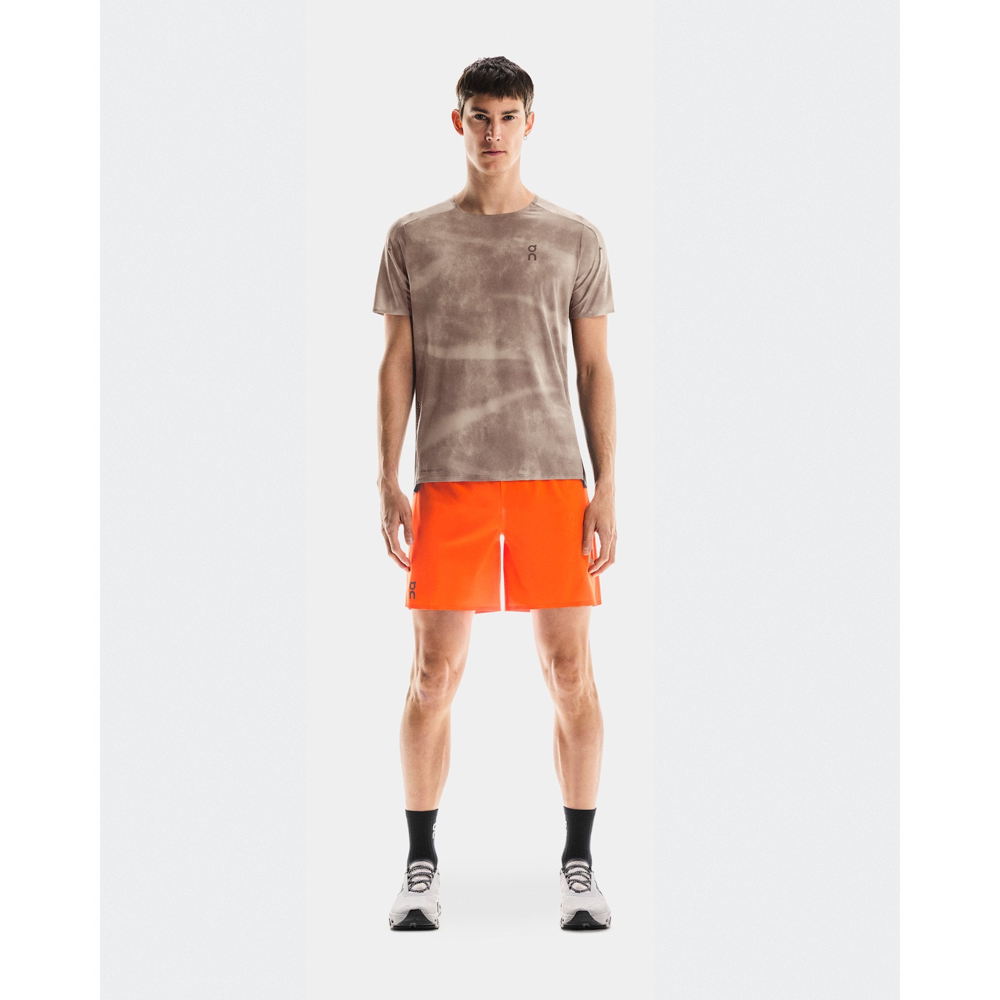 On 7" Performance Shorts Flame