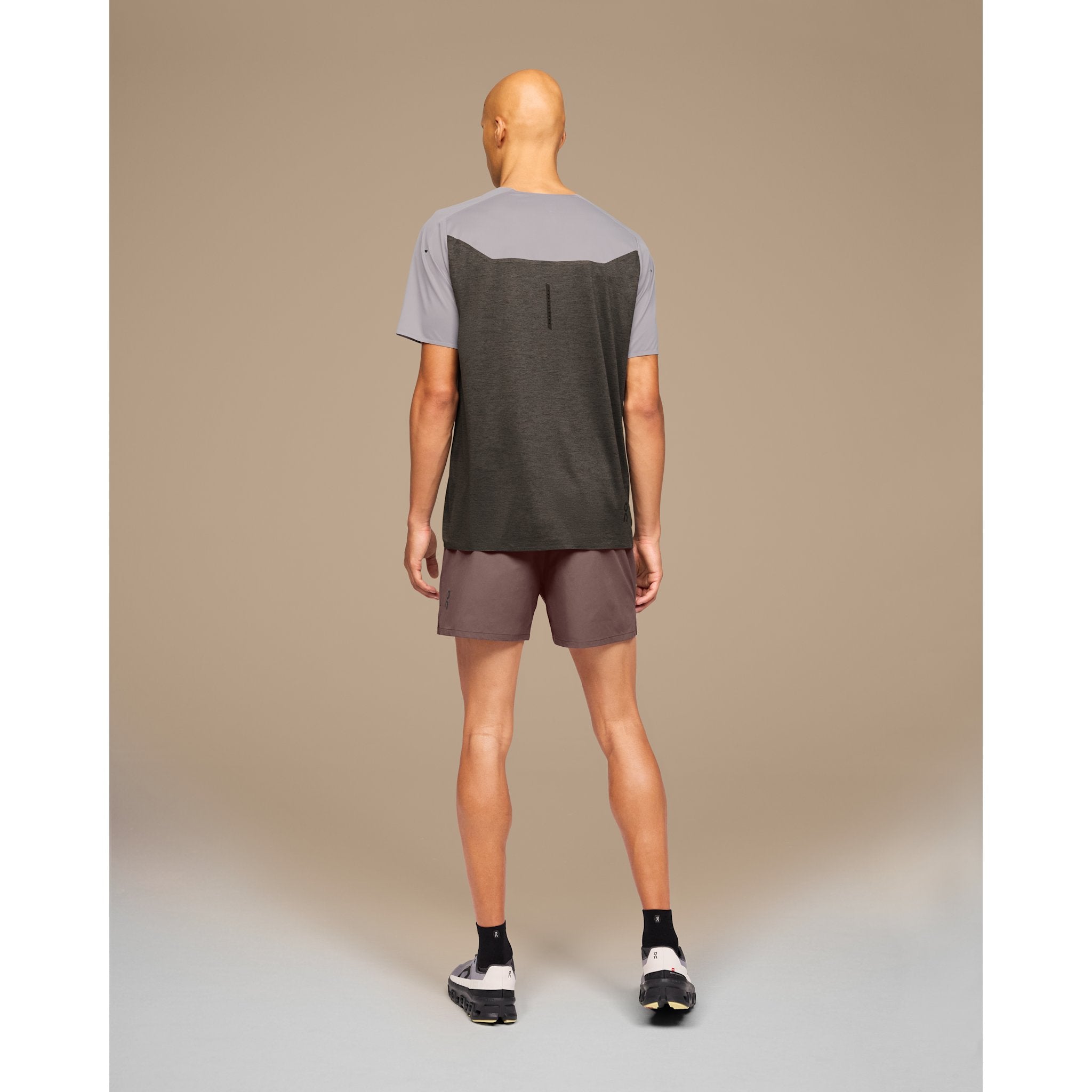 On Essential Shorts Grape | Black