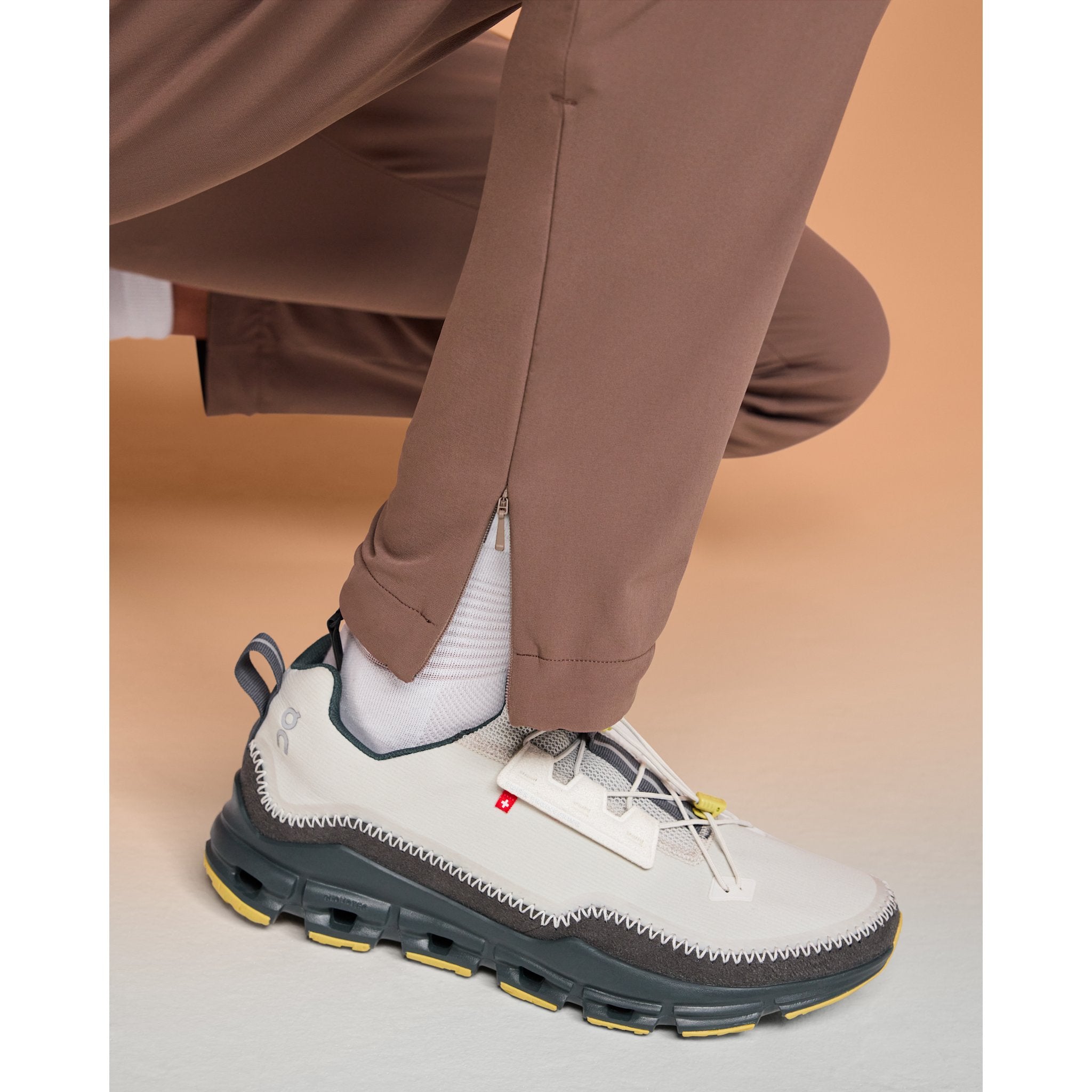 On Active Pants Grape