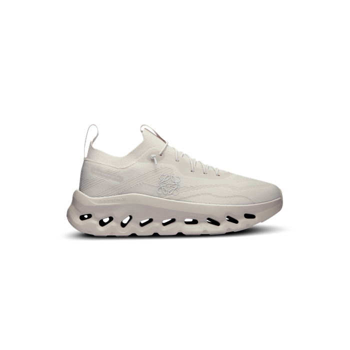 ON Running Women's Cloudtilt LOEWE Sand