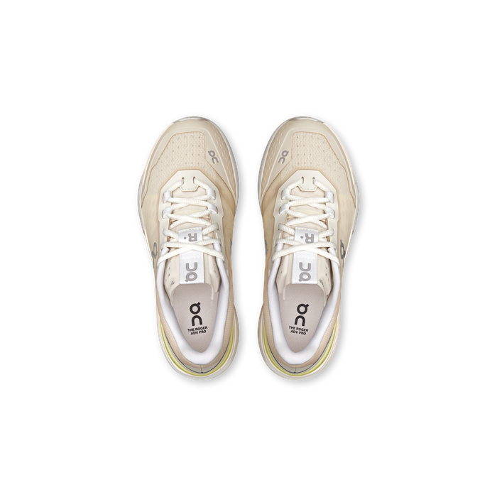 ON Running Women's THE ROGER Advantage Pro Cream | Limelight