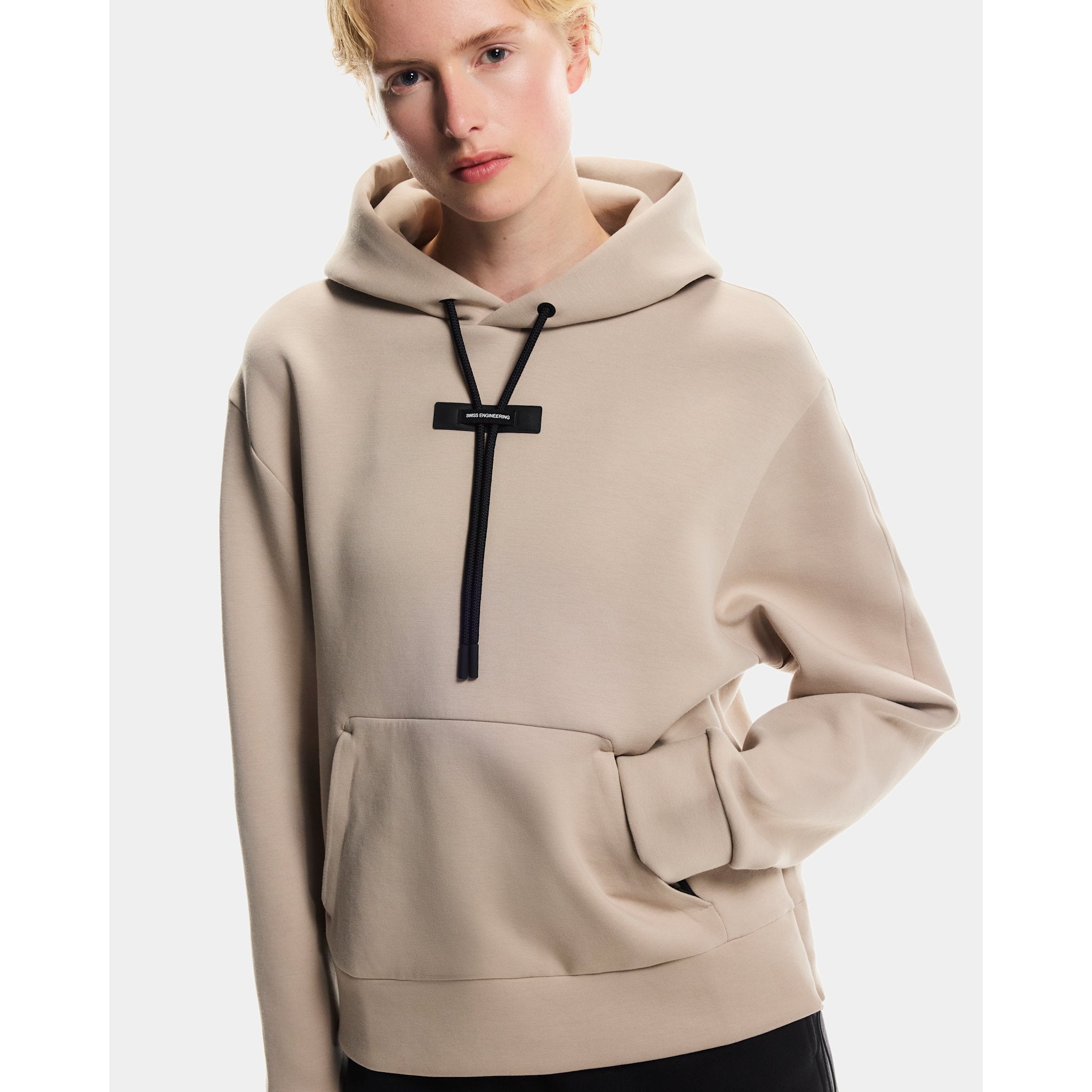 On Focus Tech Hoodie Desert
