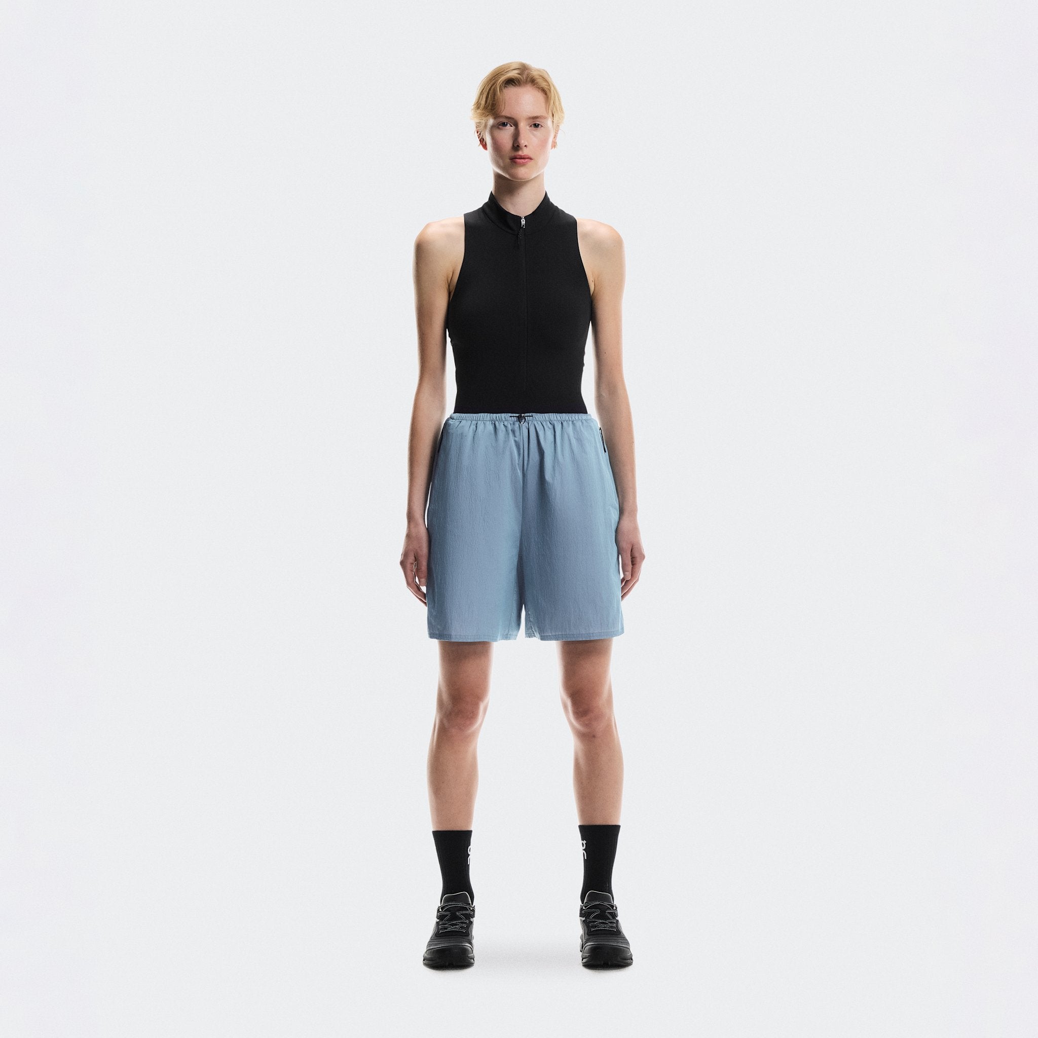 On Track Shorts Arctic | Pink