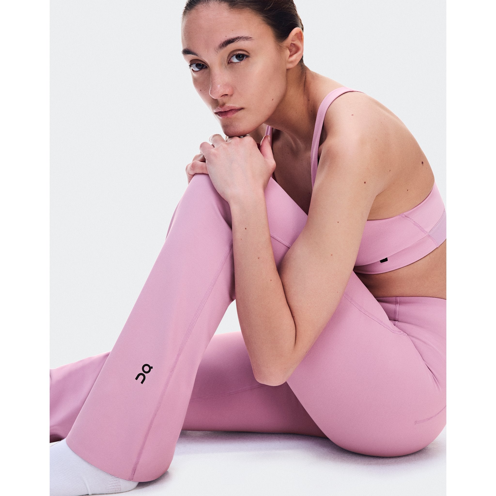 On Studio Leggings Flared Sakura