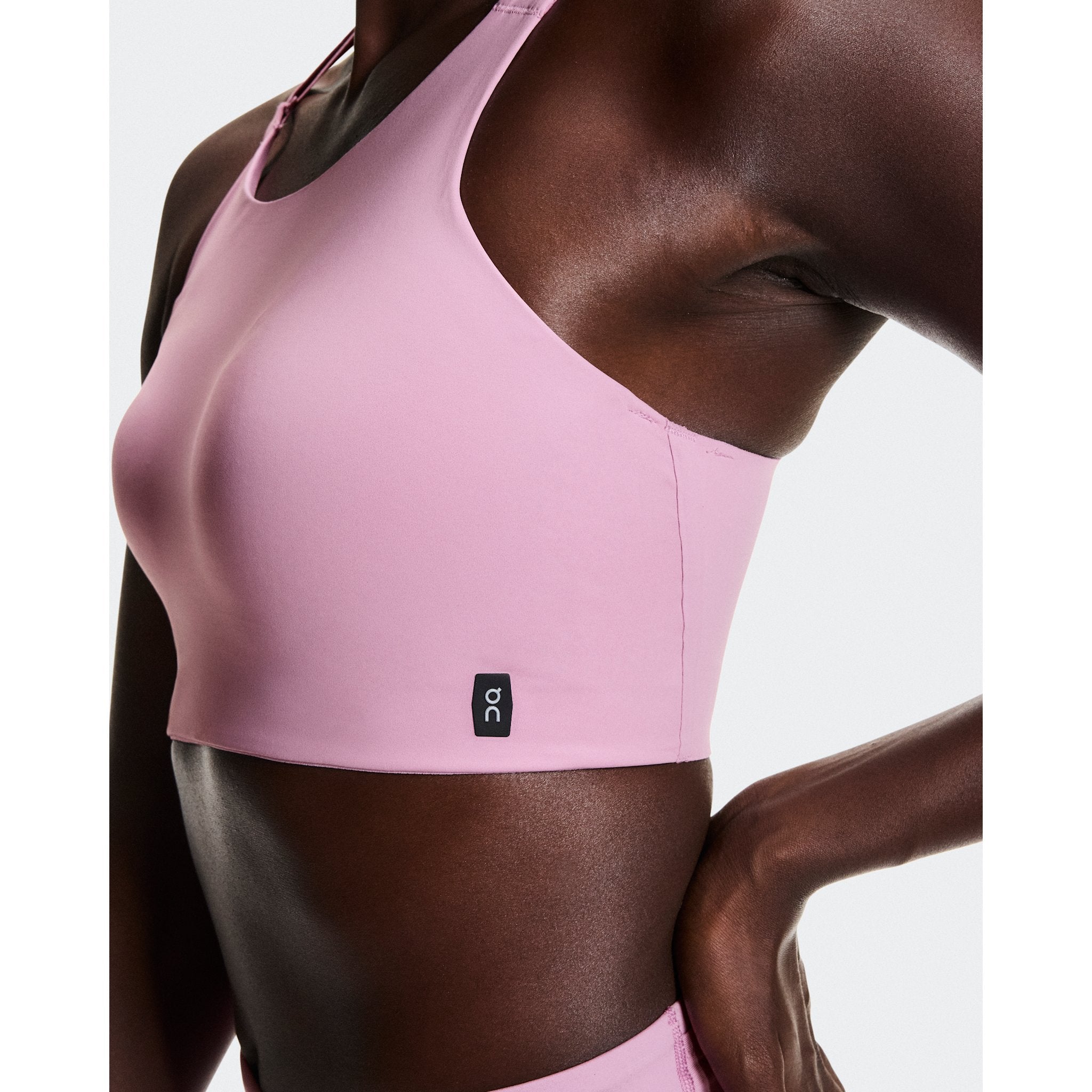 On Endurance Bra Sakura