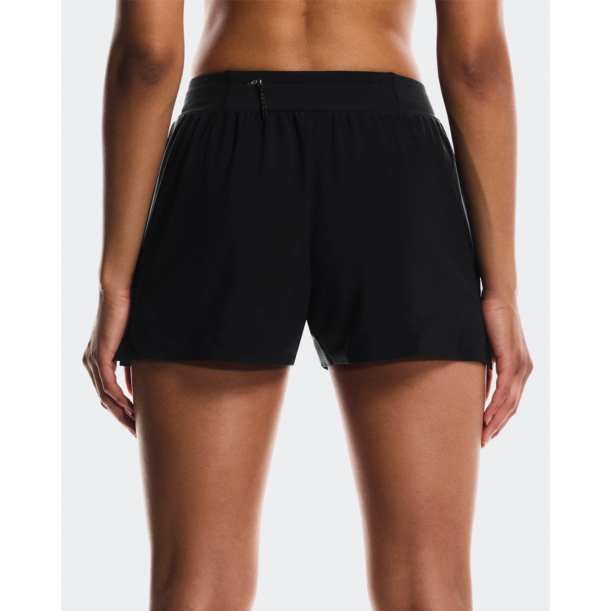 On Mesh Shorts Black