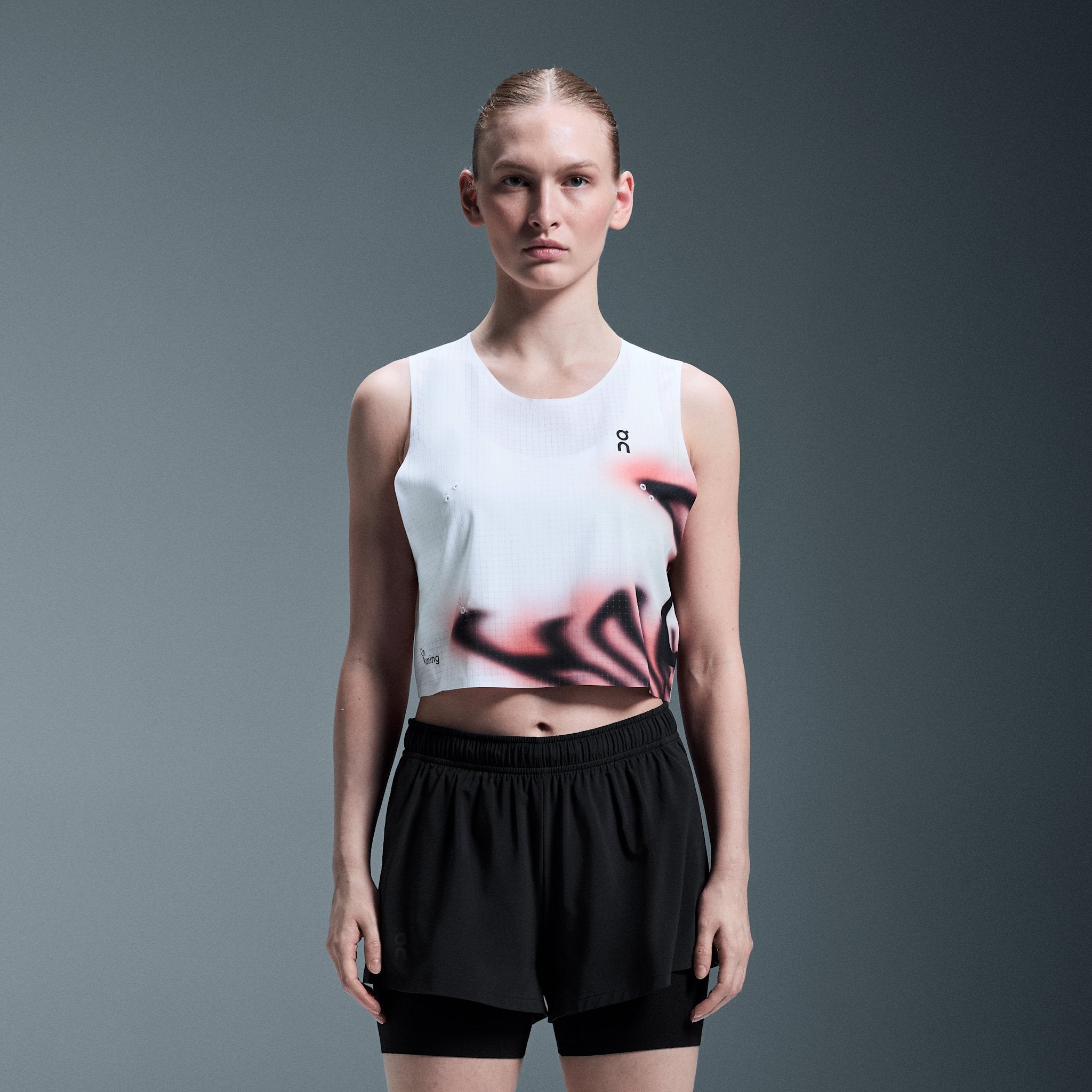 On Pace Tank Undyed-White