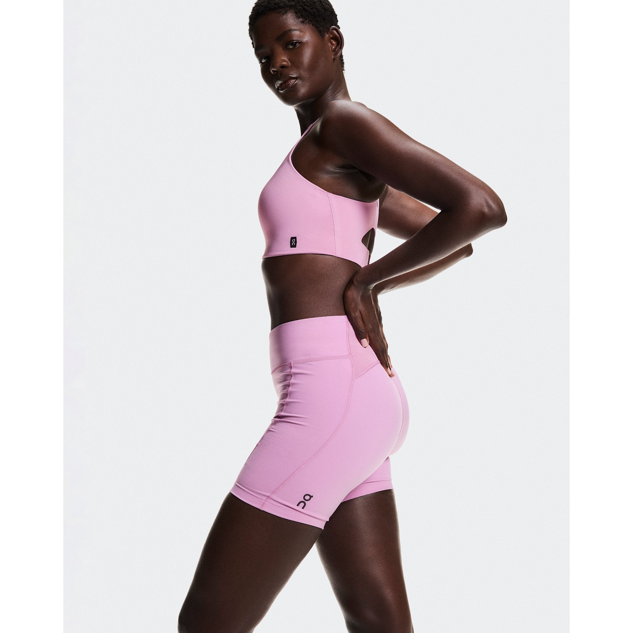 On Performance Tights Short Sakura