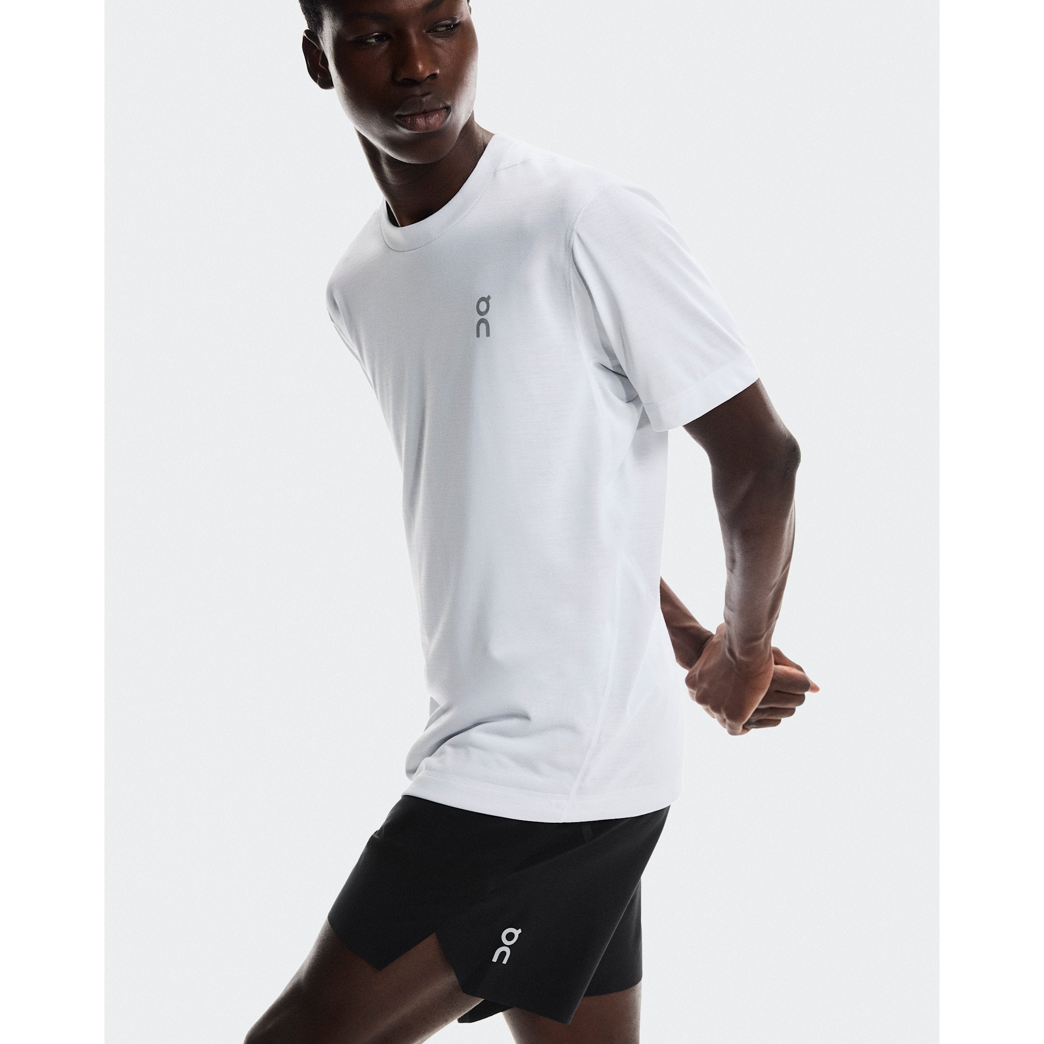 On Train Shorts Black