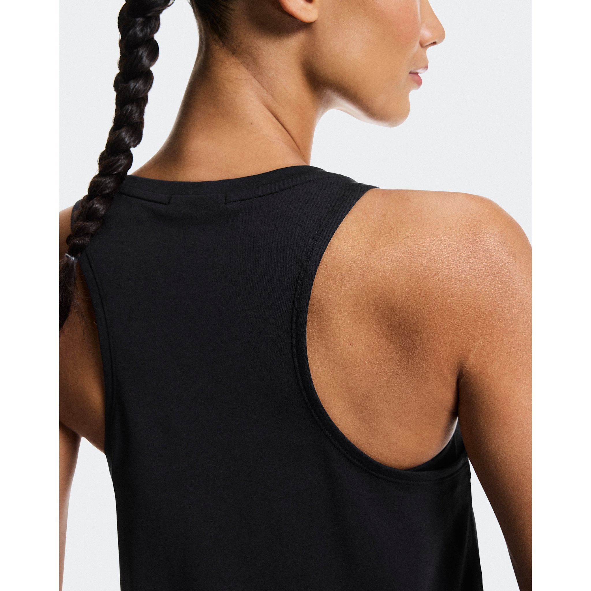On Focus Tank Black
